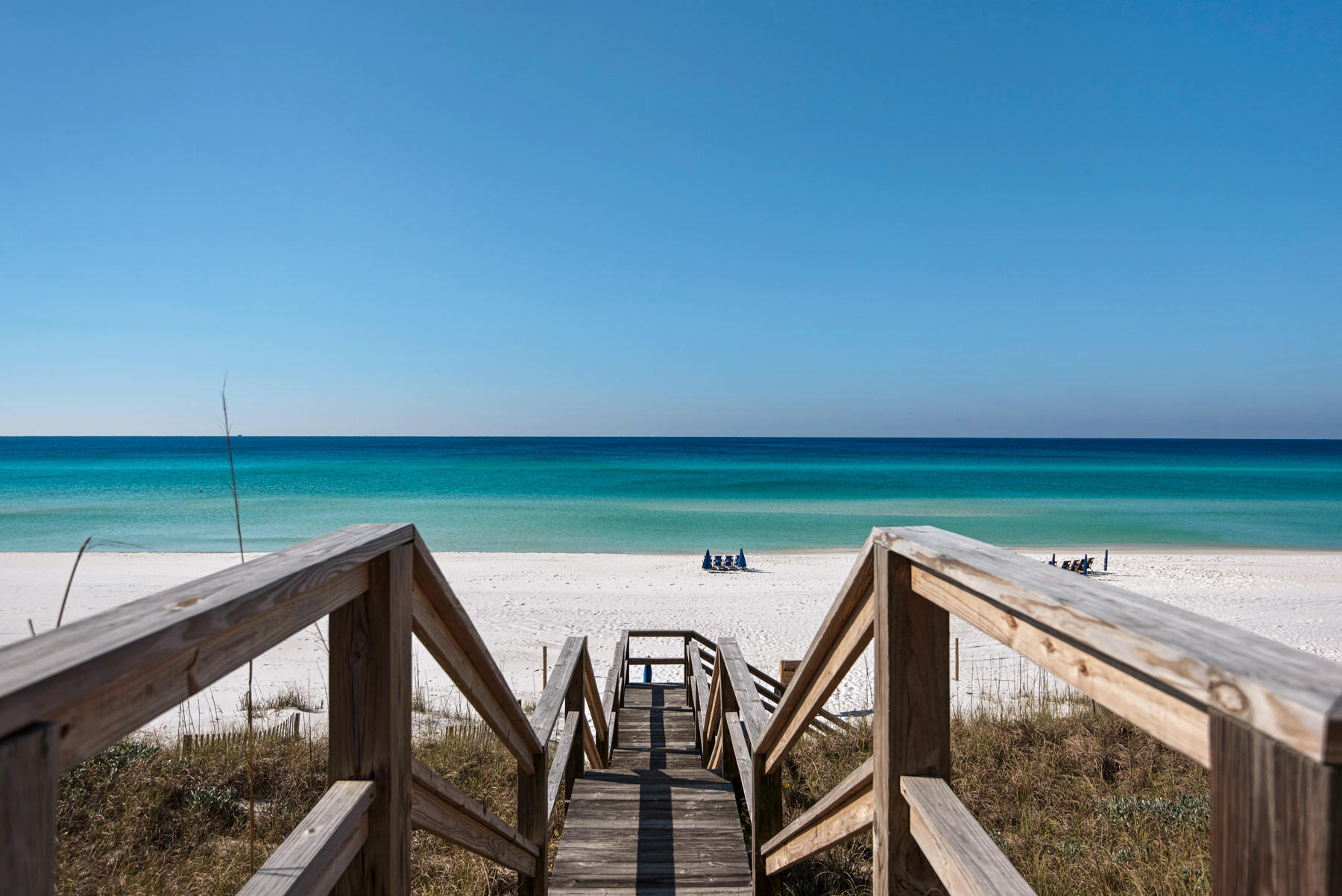JOURNEYS END CONDO - Residential