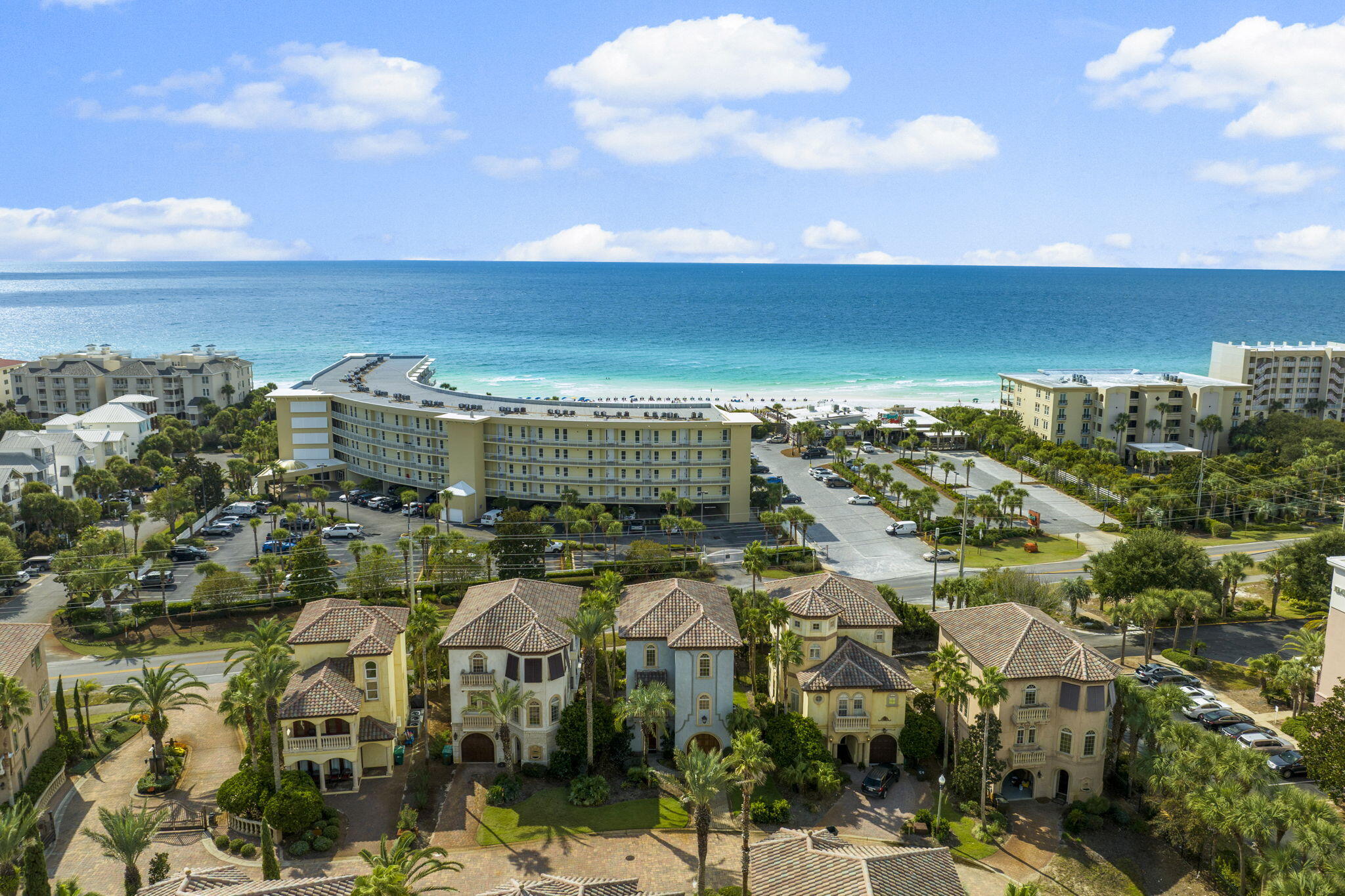 SAINT TROPEZ - Residential