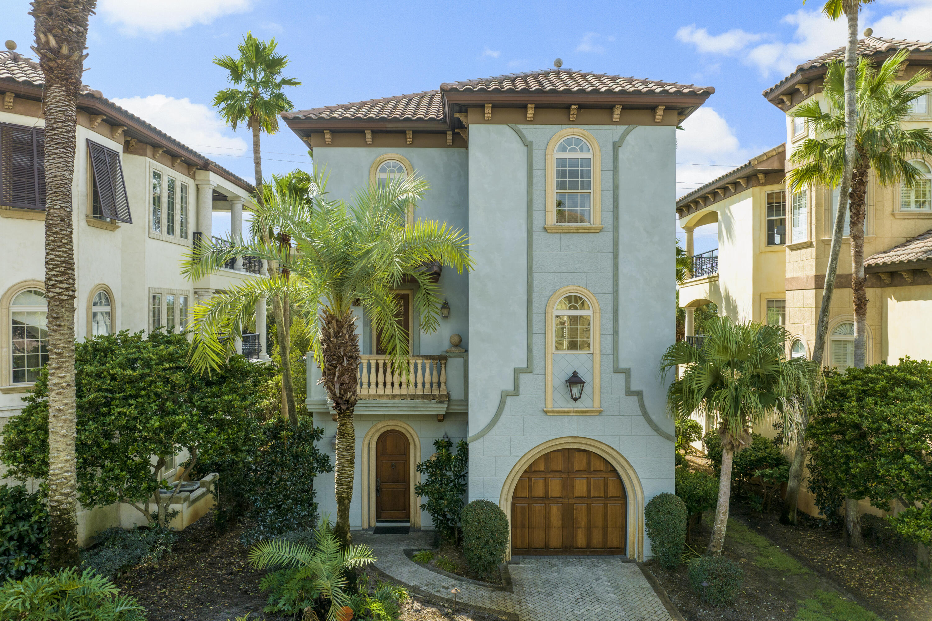 SAINT TROPEZ - Residential