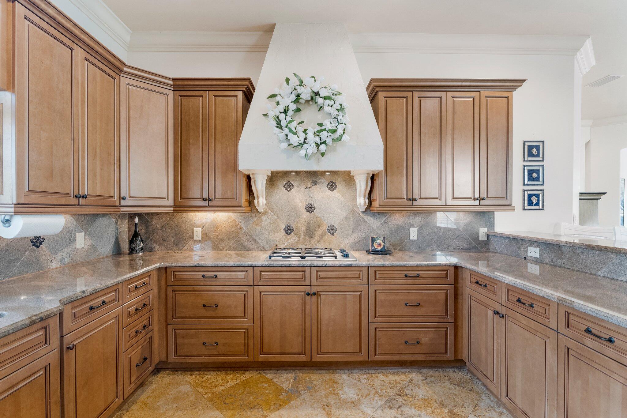 SAINT TROPEZ - Residential