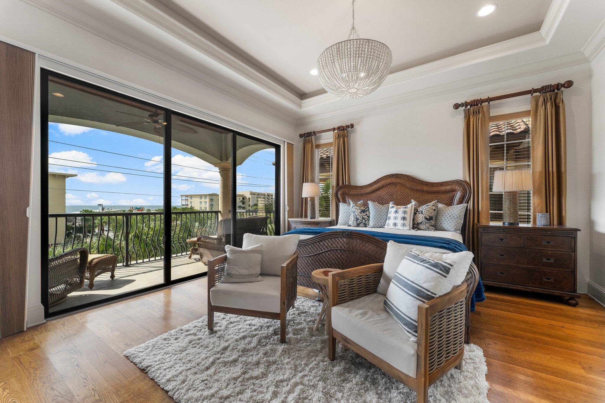 SAINT TROPEZ - Residential