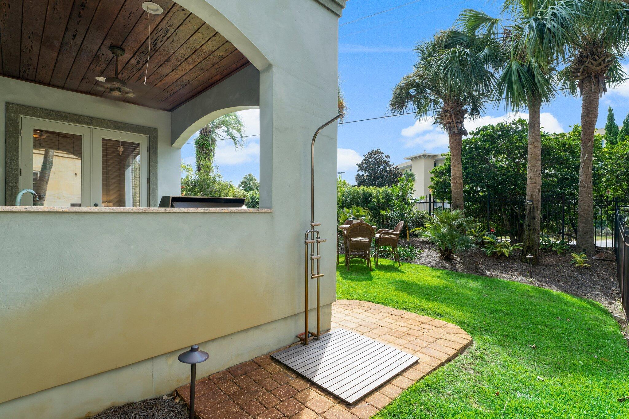 SAINT TROPEZ - Residential