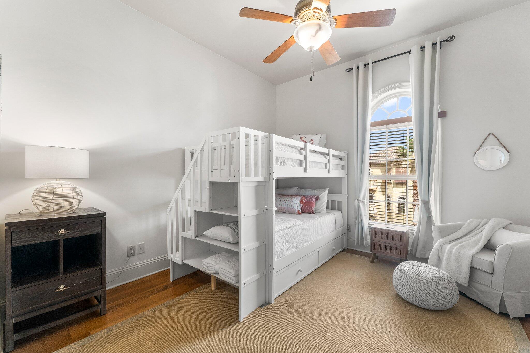 SAINT TROPEZ - Residential