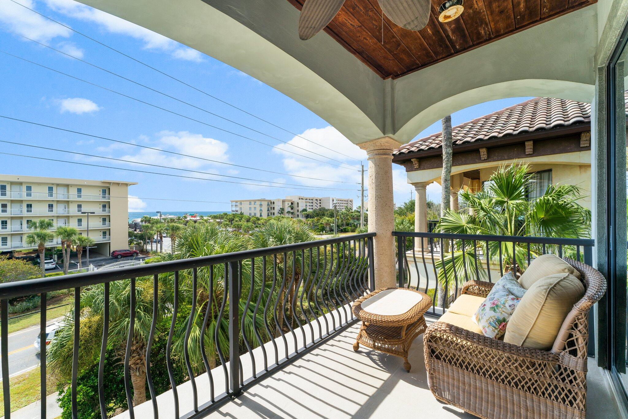 SAINT TROPEZ - Residential