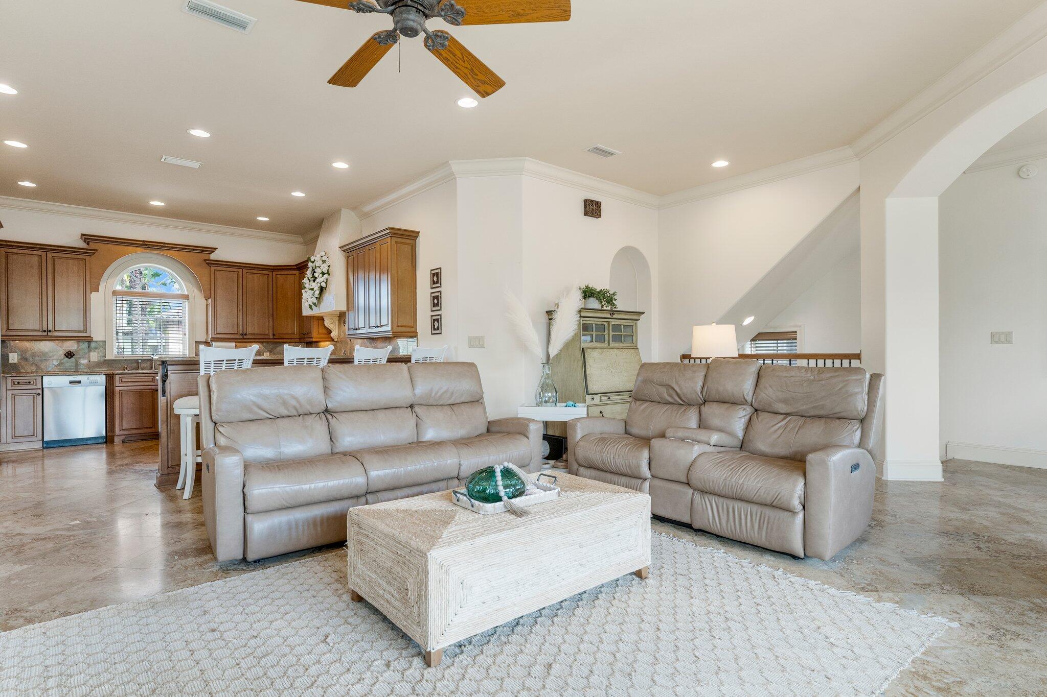 SAINT TROPEZ - Residential