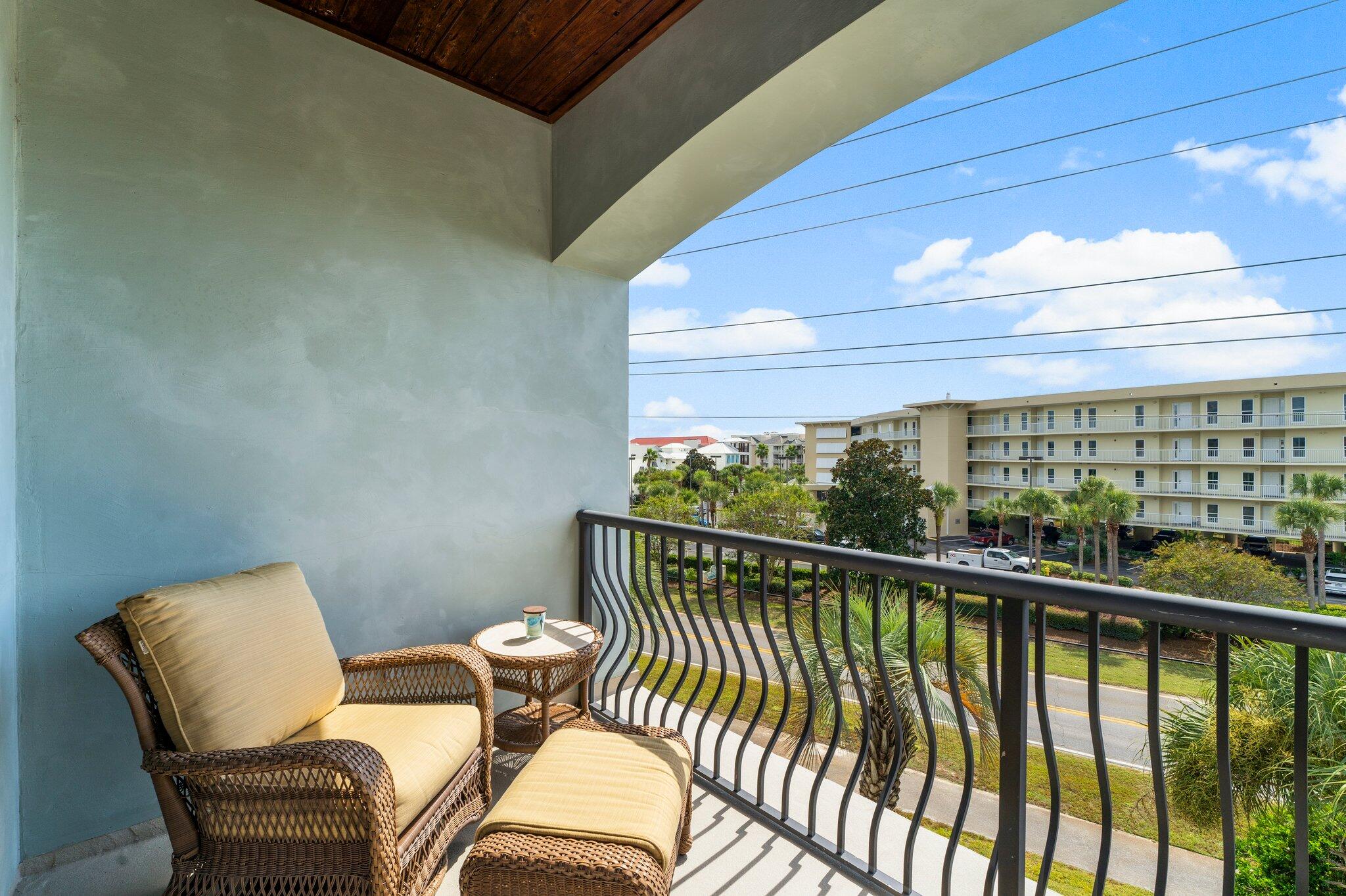 SAINT TROPEZ - Residential