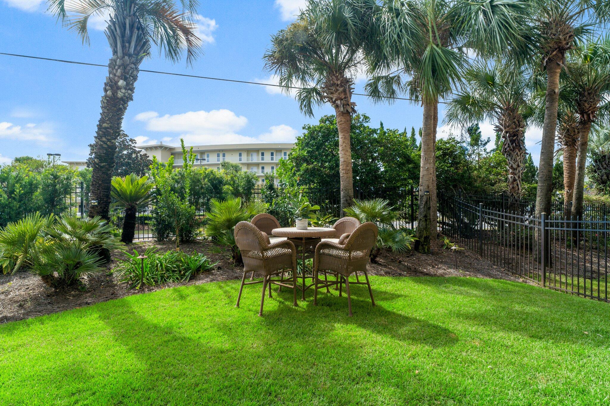 SAINT TROPEZ - Residential