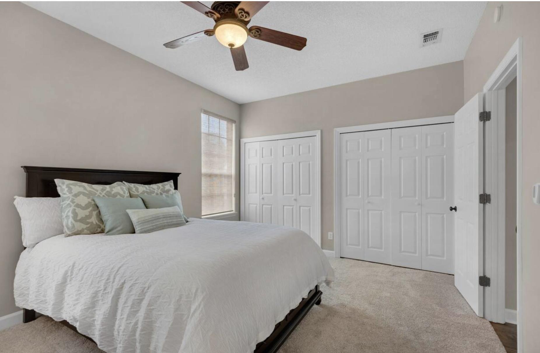 RIDGE WOOD MANOR - Residential Lease