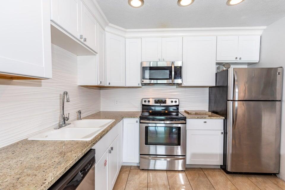 CRYSTAL VILLAS CONDO - Residential