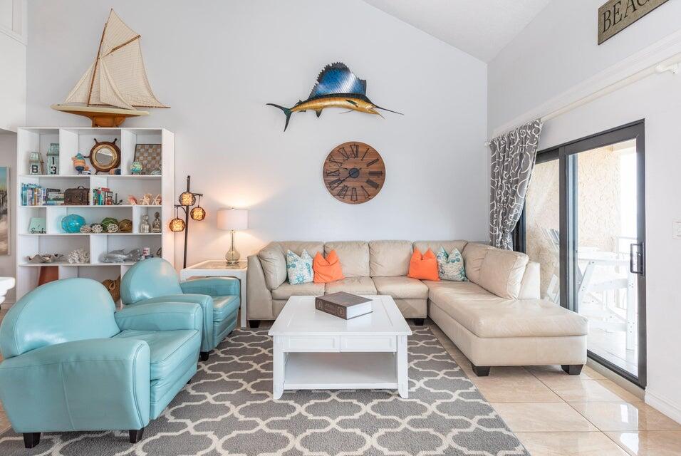 CRYSTAL VILLAS CONDO - Residential