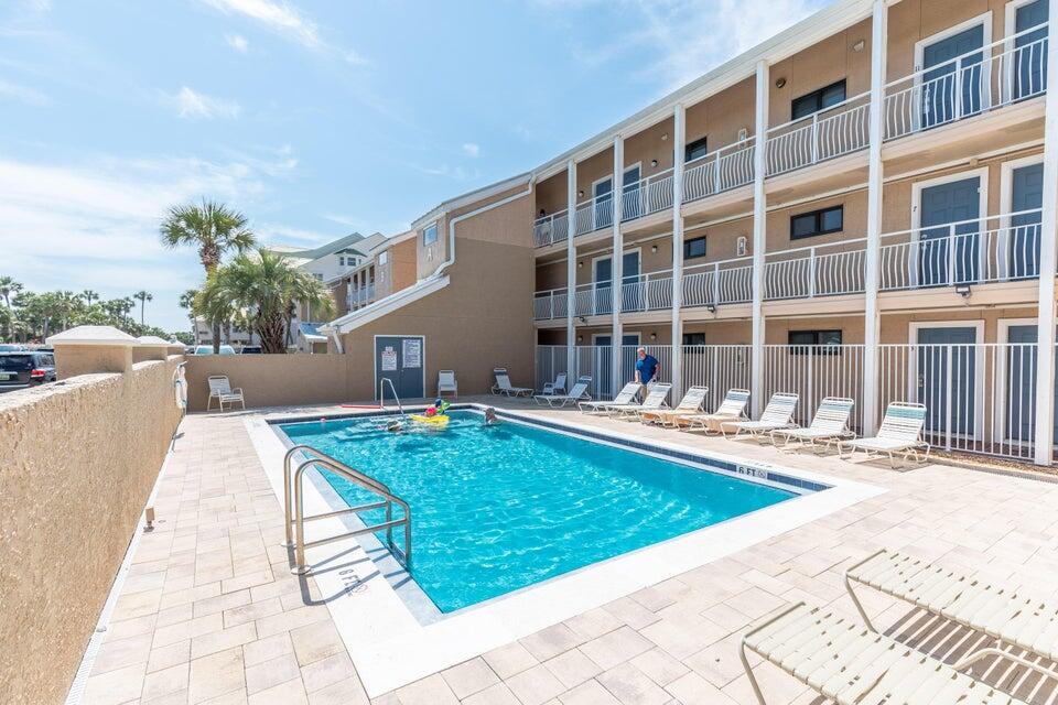 CRYSTAL VILLAS CONDO - Residential