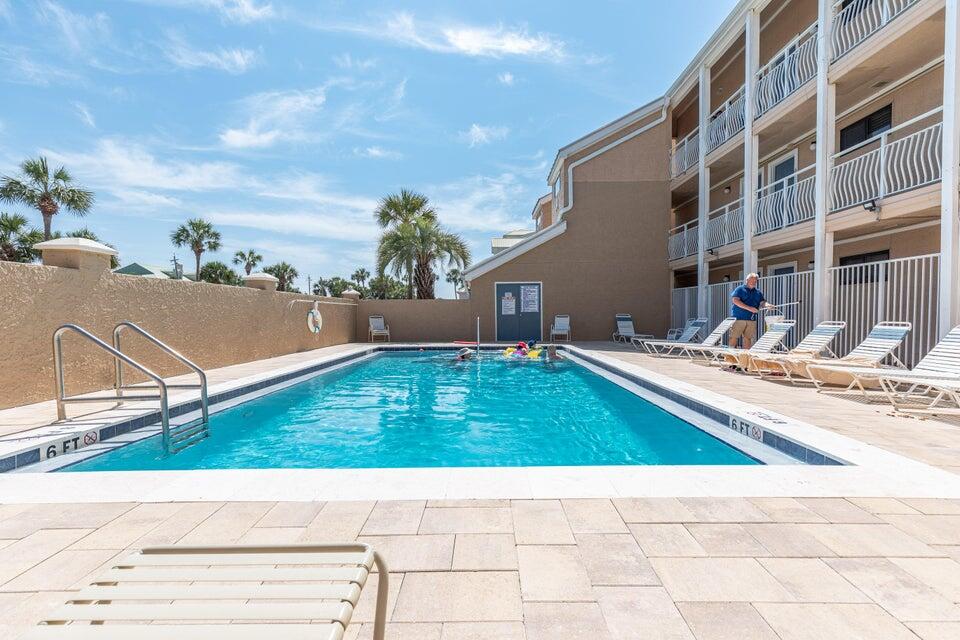 CRYSTAL VILLAS CONDO - Residential