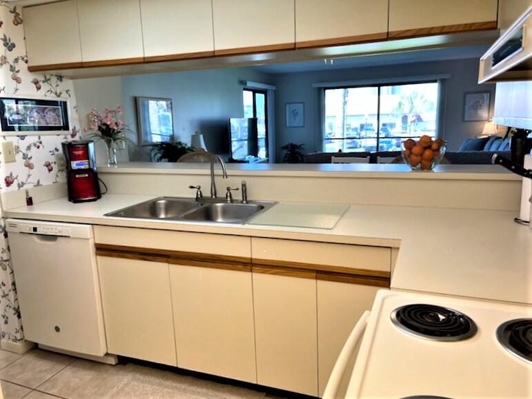 EDGEWATER BEACH CONDO PH 2 - Residential