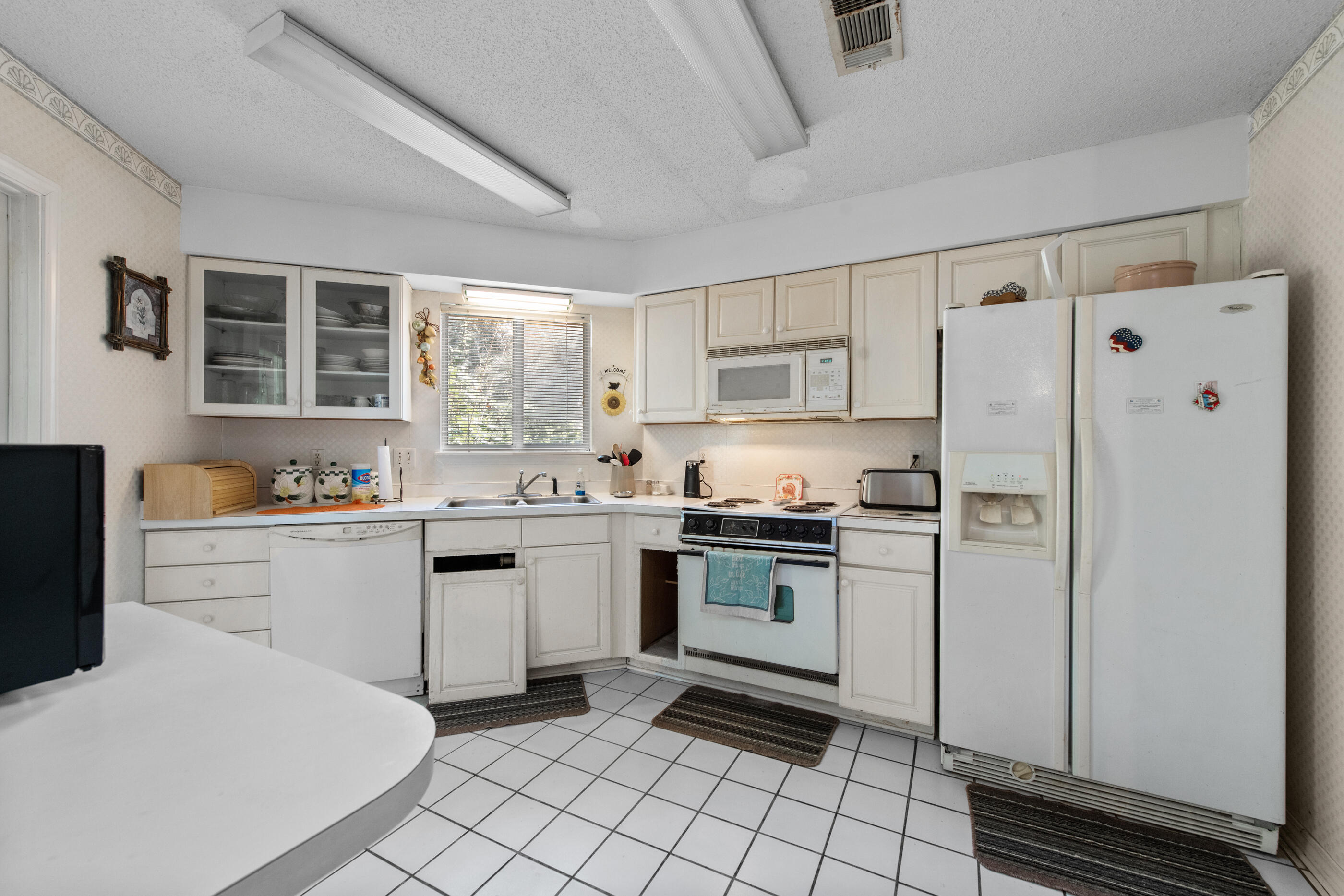 PALM SHORES - Residential