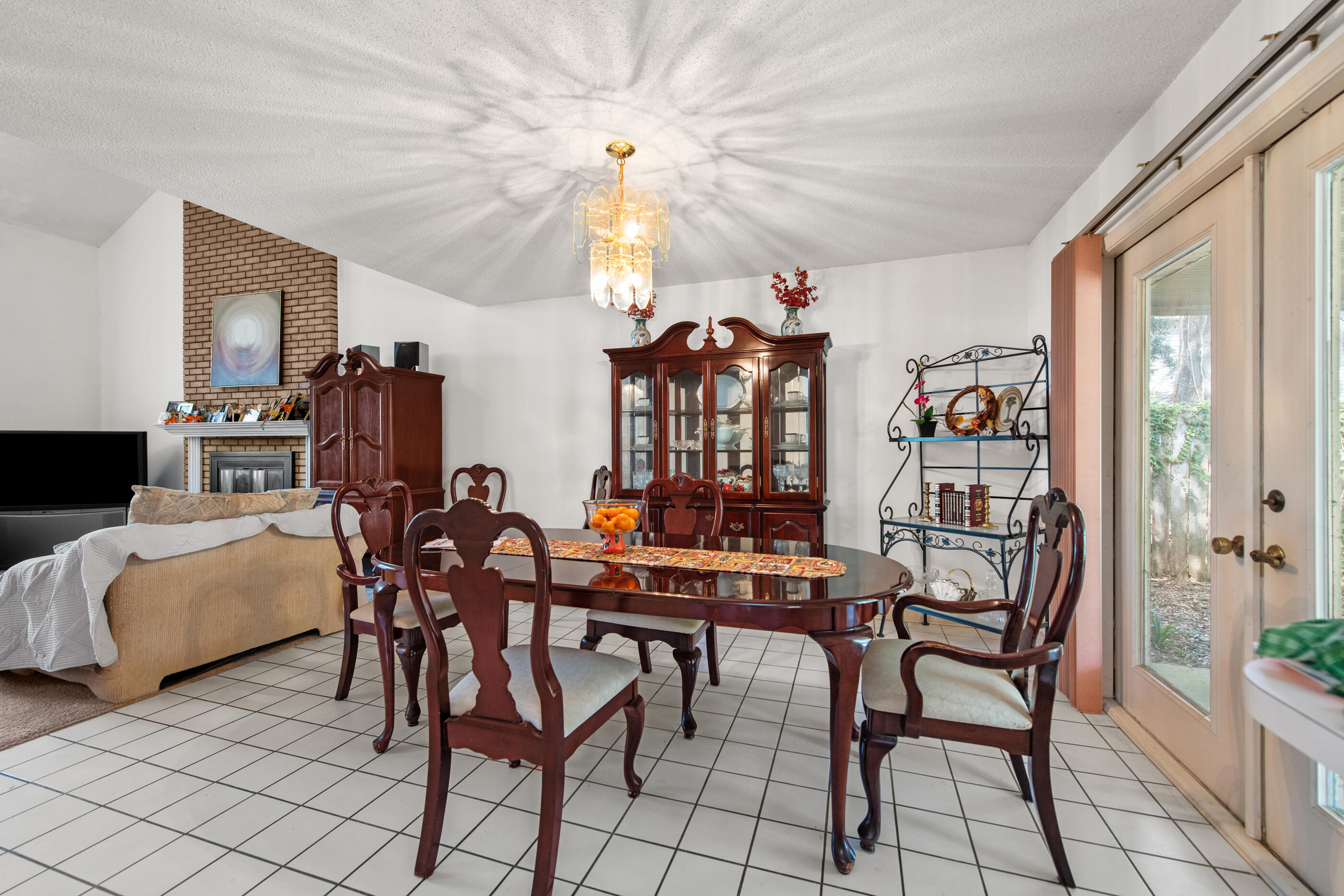 PALM SHORES - Residential