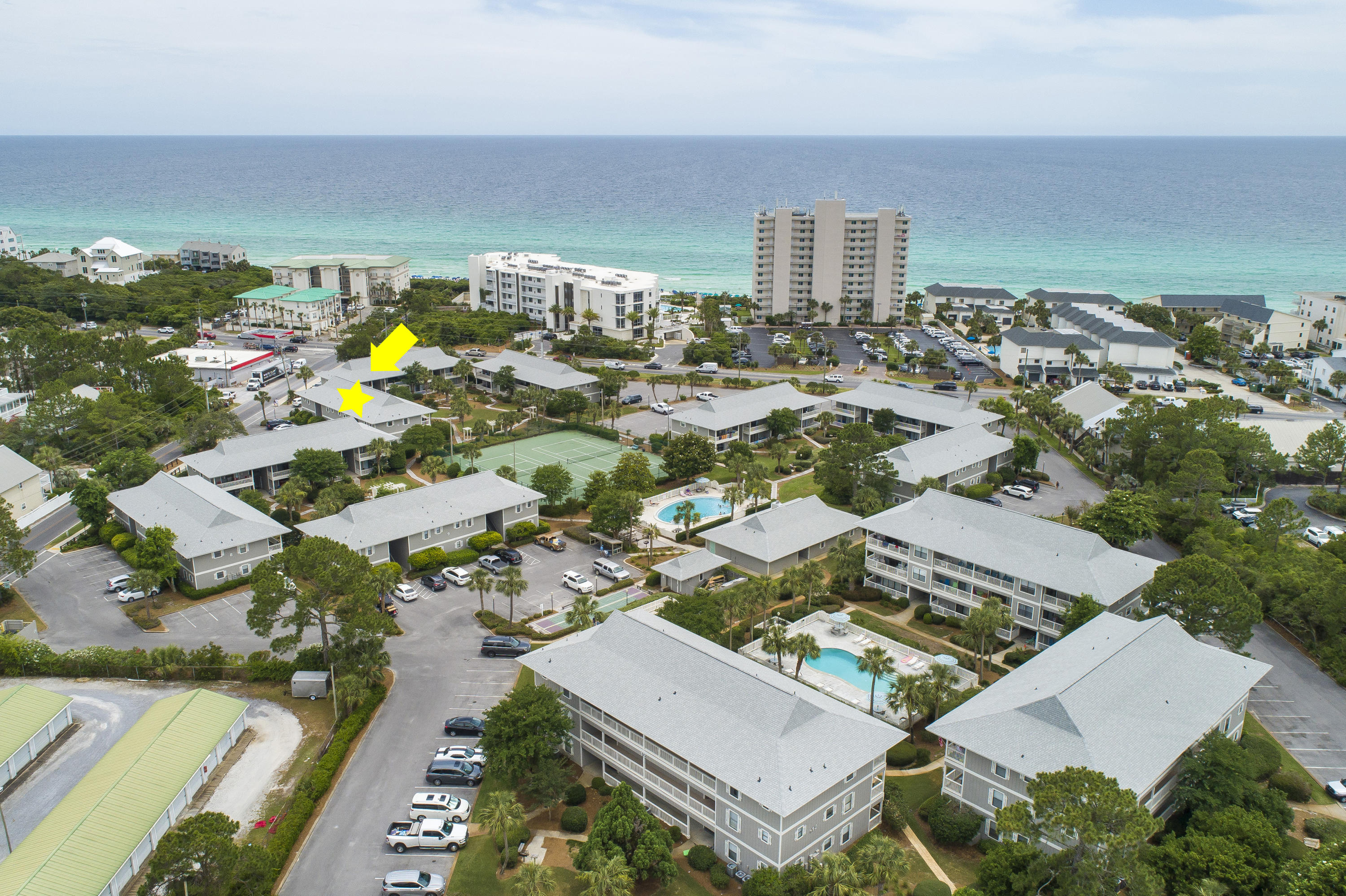 BEACHWOOD VILLAS CONDO - Residential