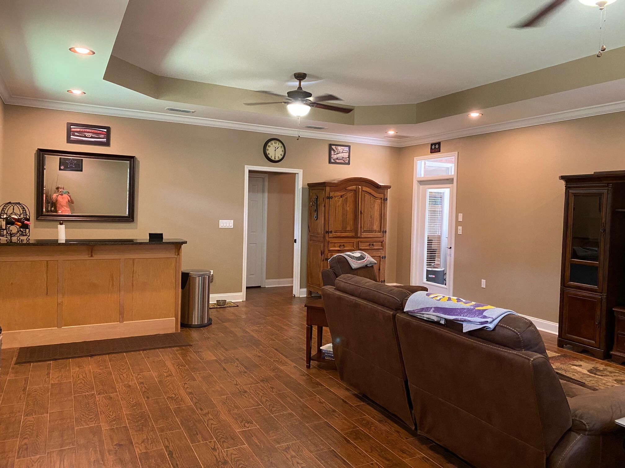 BAYSHORE PLACE PH 3 - Residential