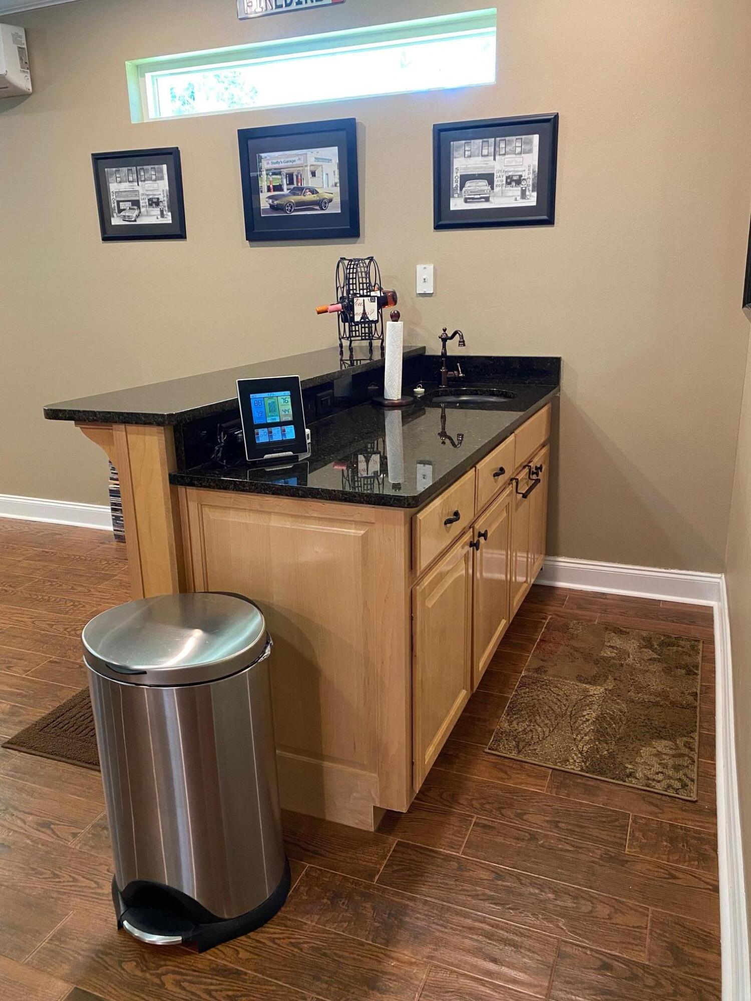 BAYSHORE PLACE PH 3 - Residential