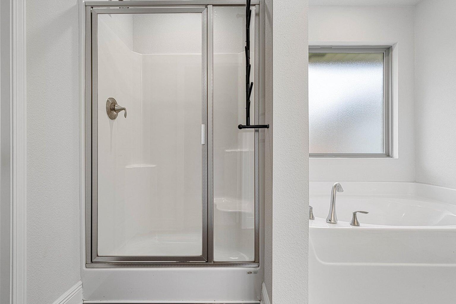 RIDGEWAY LANDING - Residential Lease