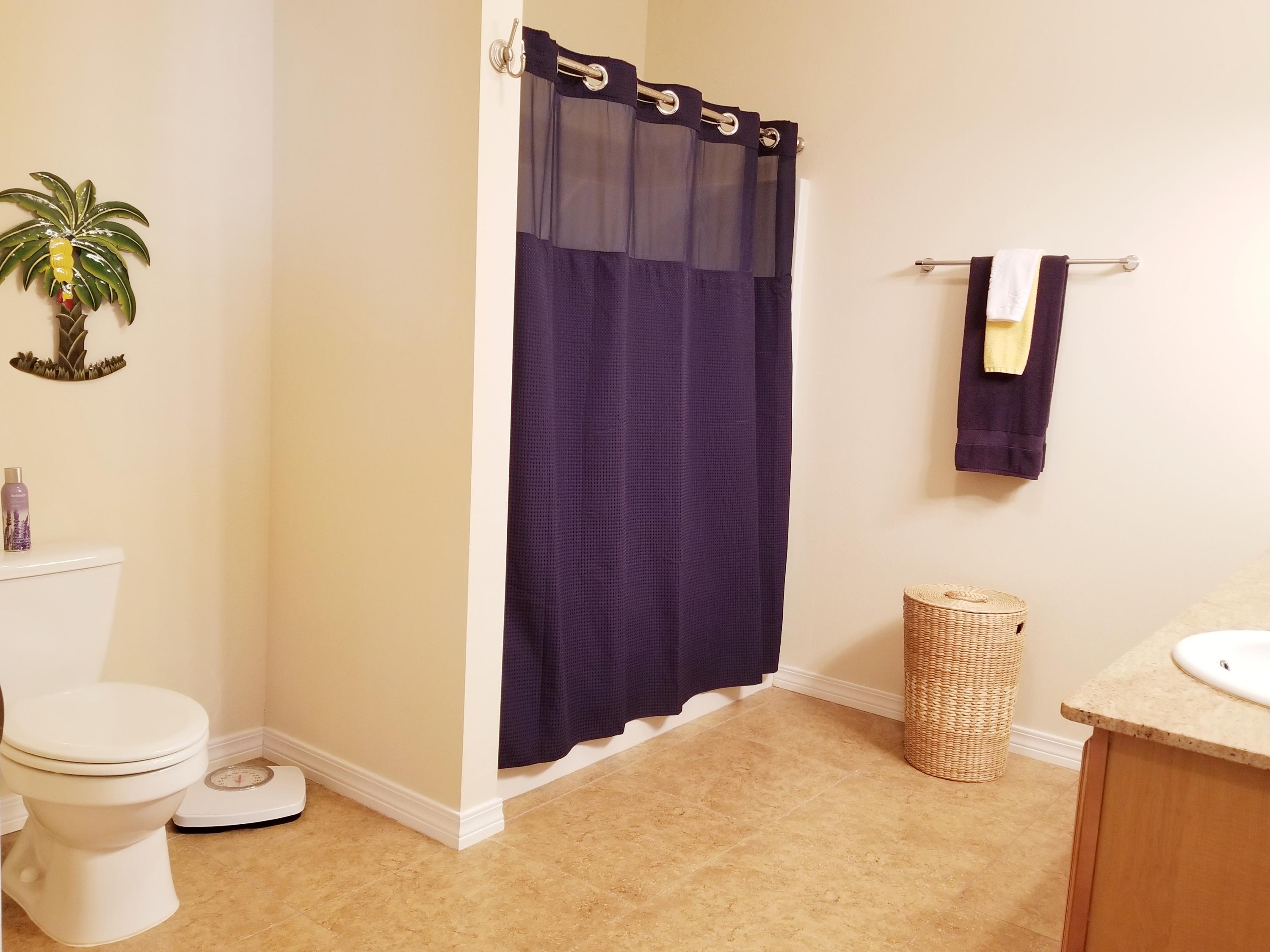 MERIDIAN SQUARE T/H - Residential