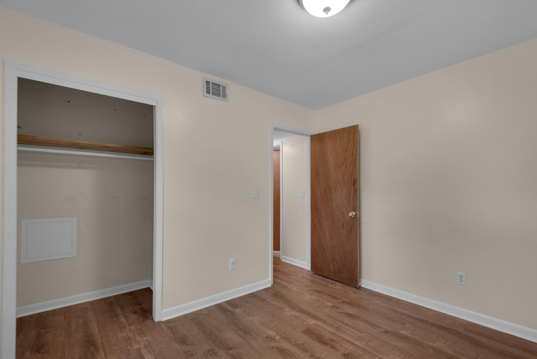 TANGLEWOOD S/D 1ST ADDN - Residential Lease