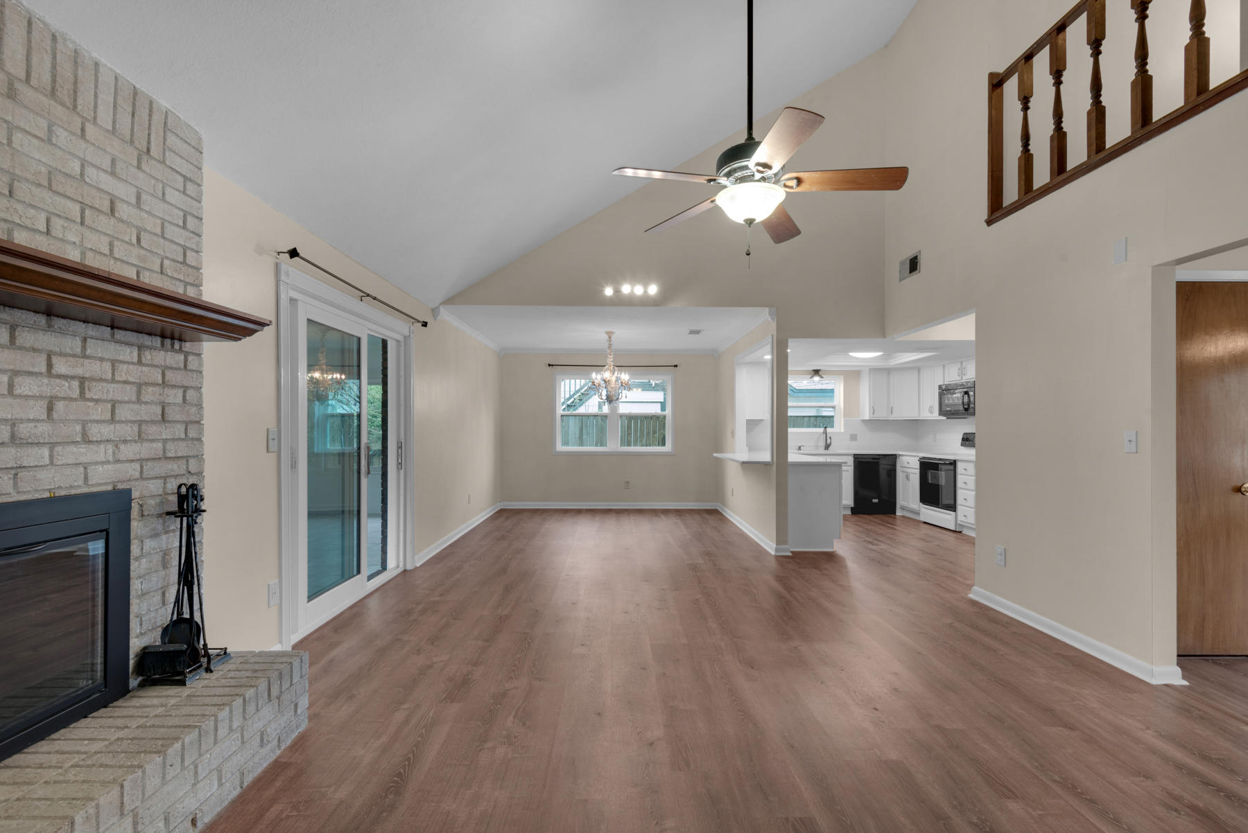 TANGLEWOOD S/D 1ST ADDN - Residential Lease