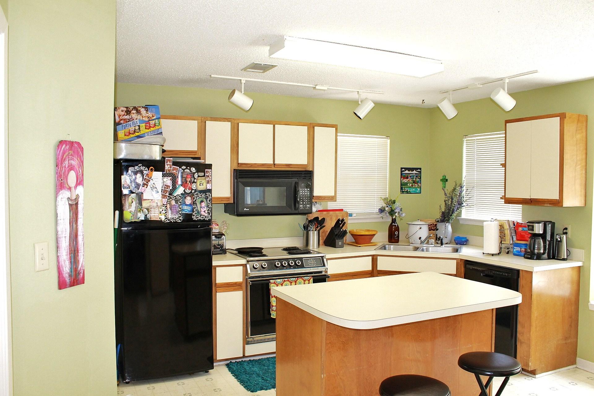 FAIRWAY LAKES PH 2 - Residential