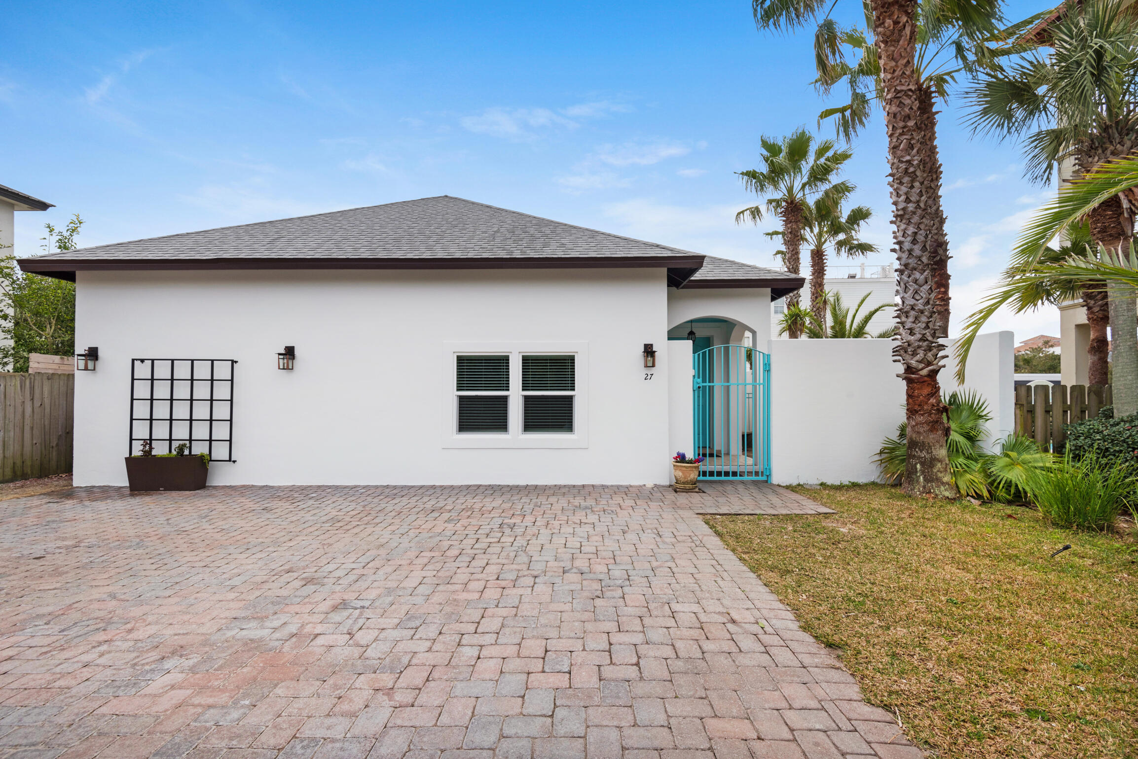 FRANGISTA BEACH - Residential