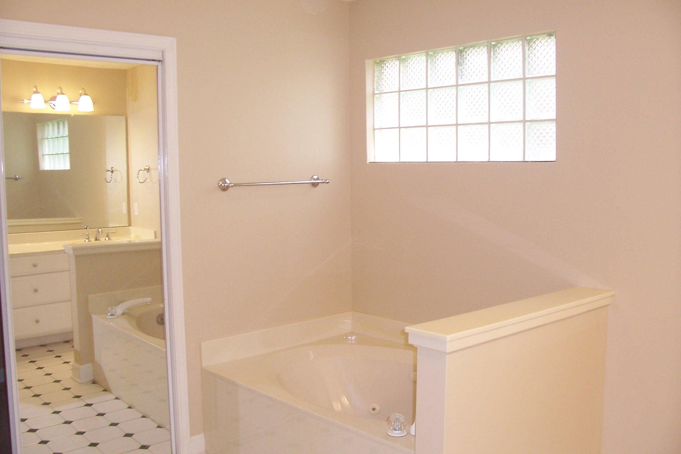 FAIRWAY LAKES PH 2 - Residential Lease