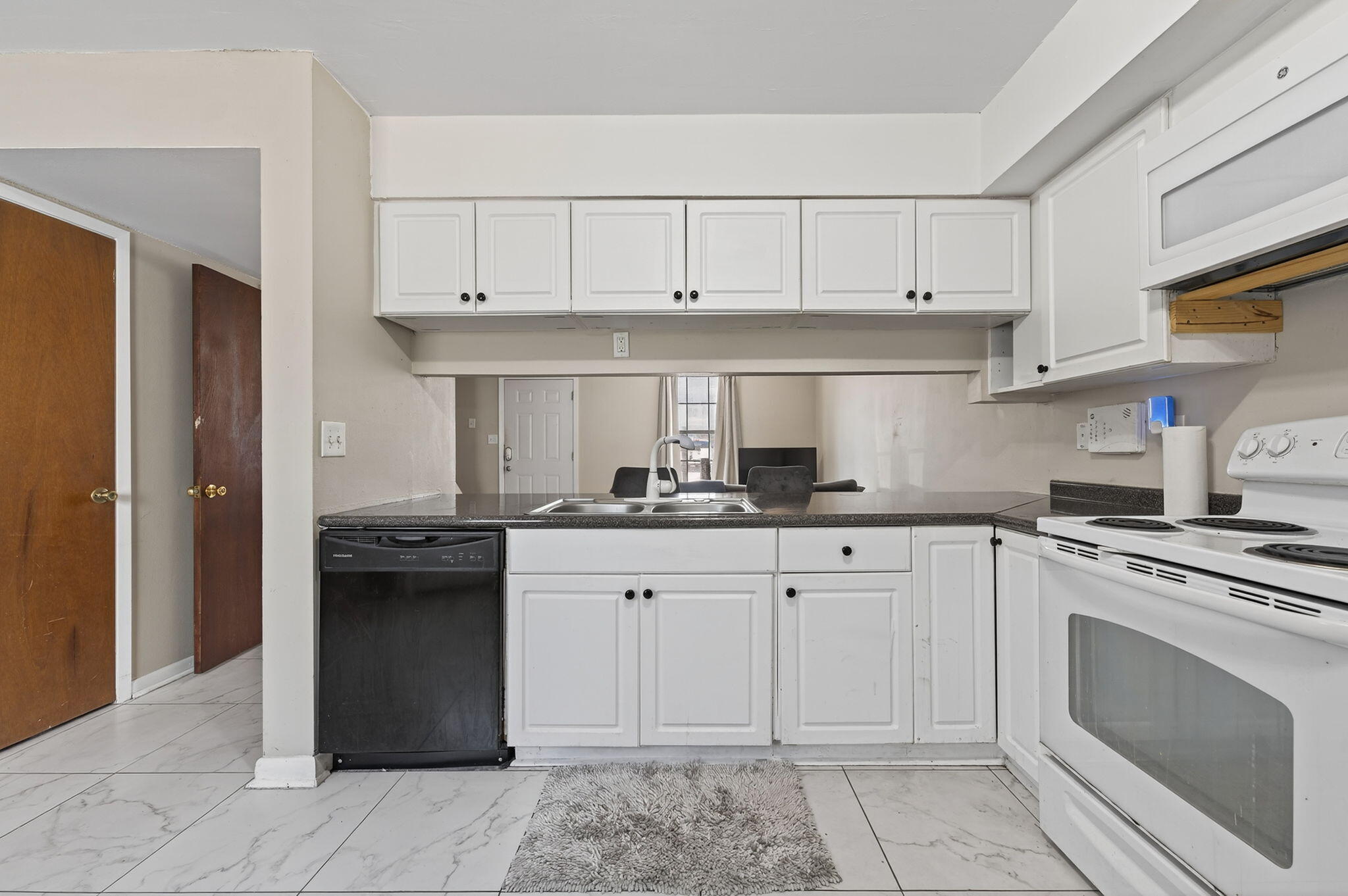 VIKING MANOR PH 1 - Residential
