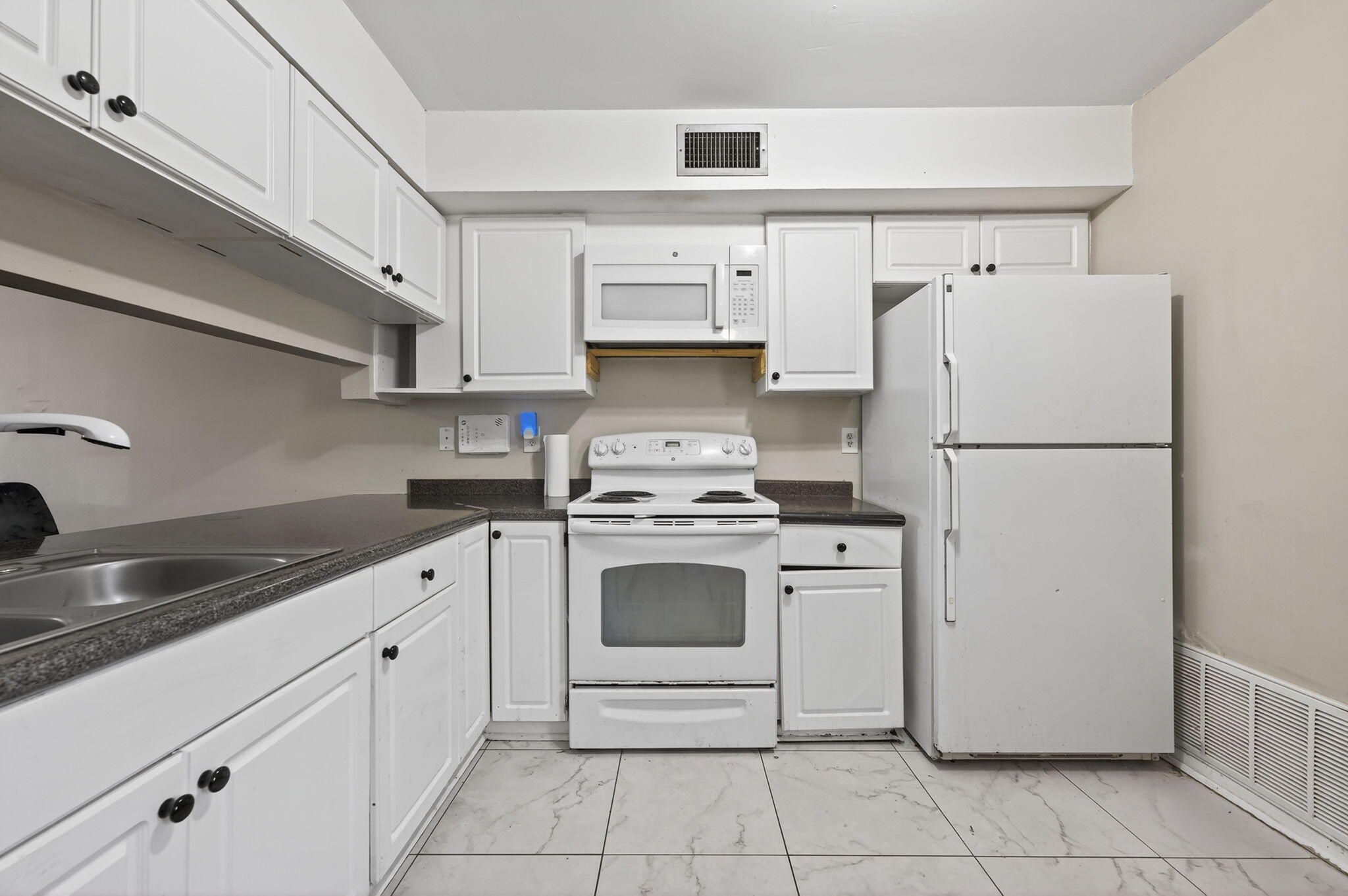 VIKING MANOR PH 1 - Residential