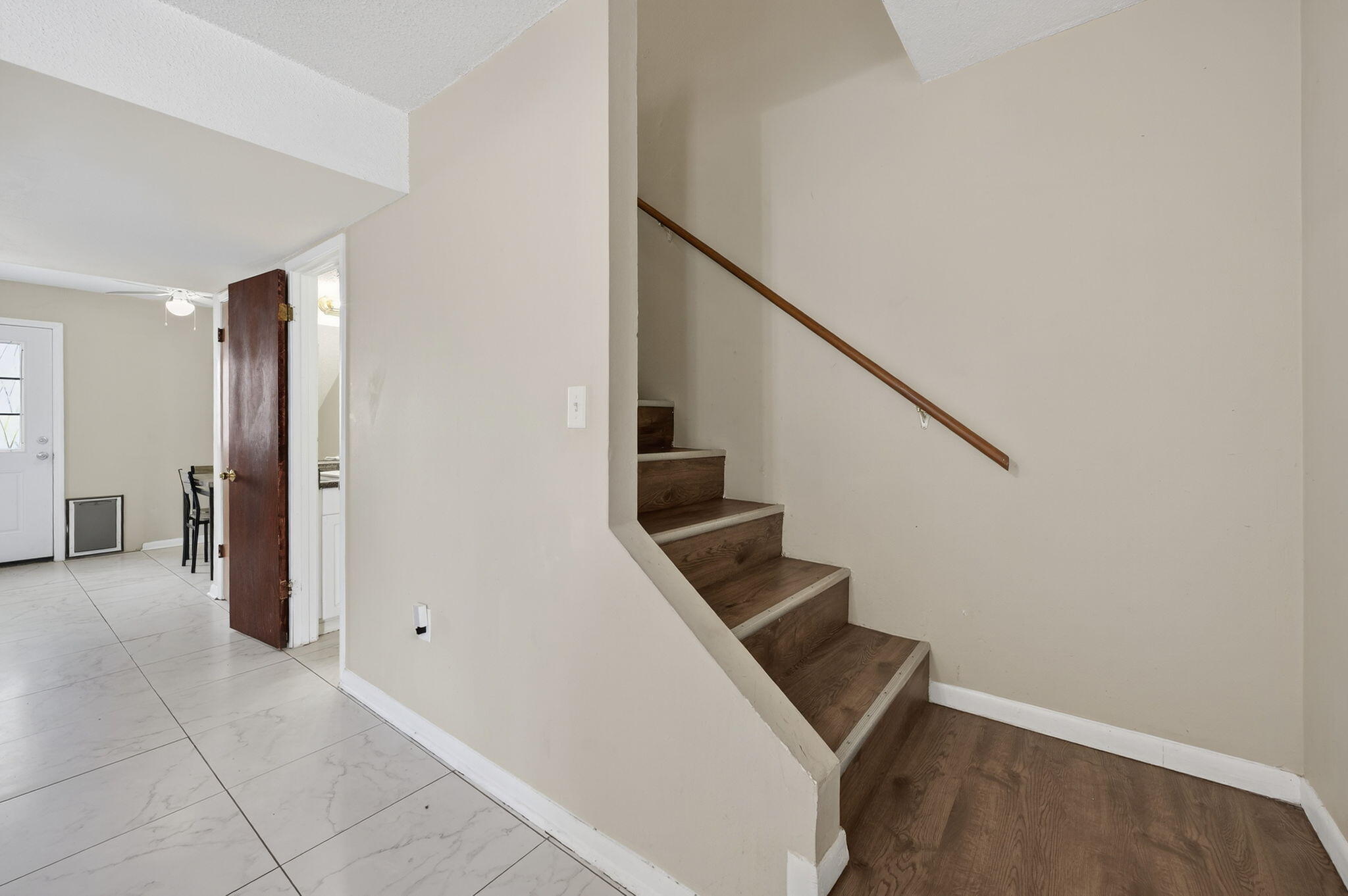 VIKING MANOR PH 1 - Residential