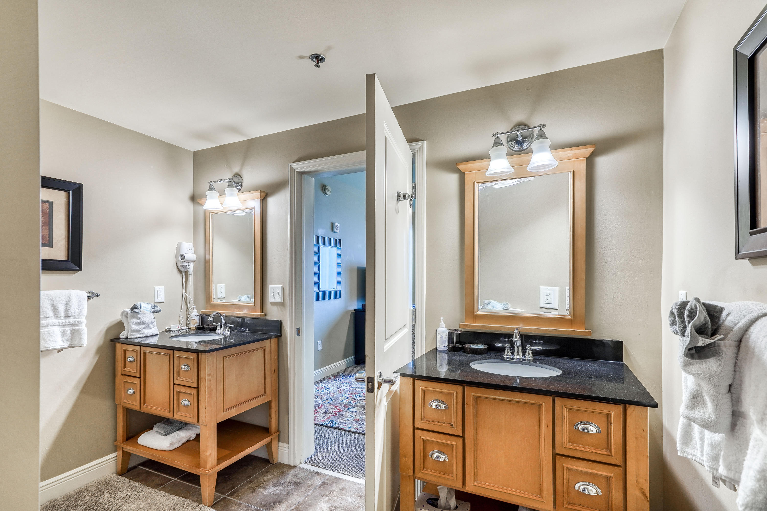 Sterling Breeze - Residential