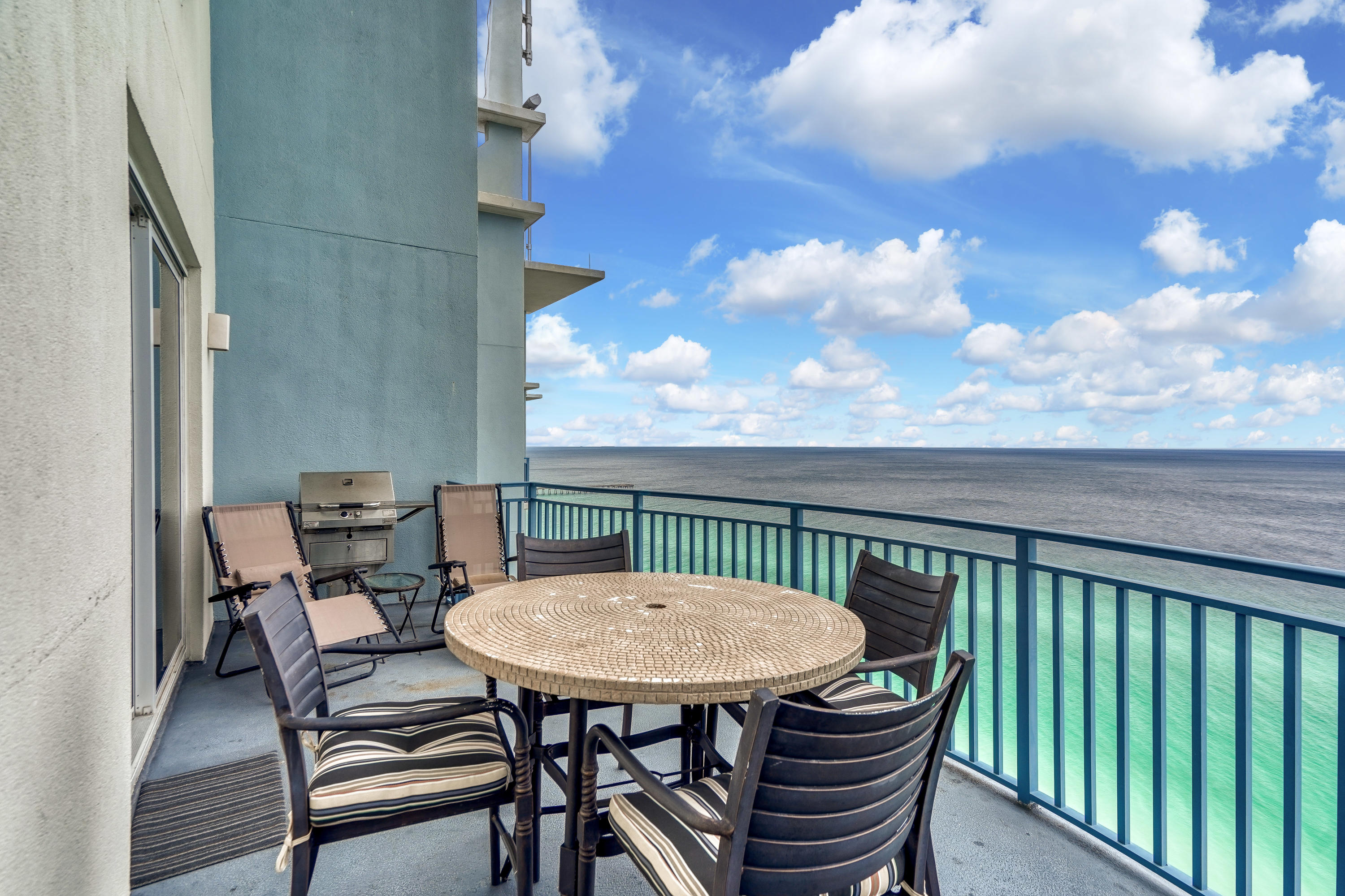 Sterling Breeze - Residential