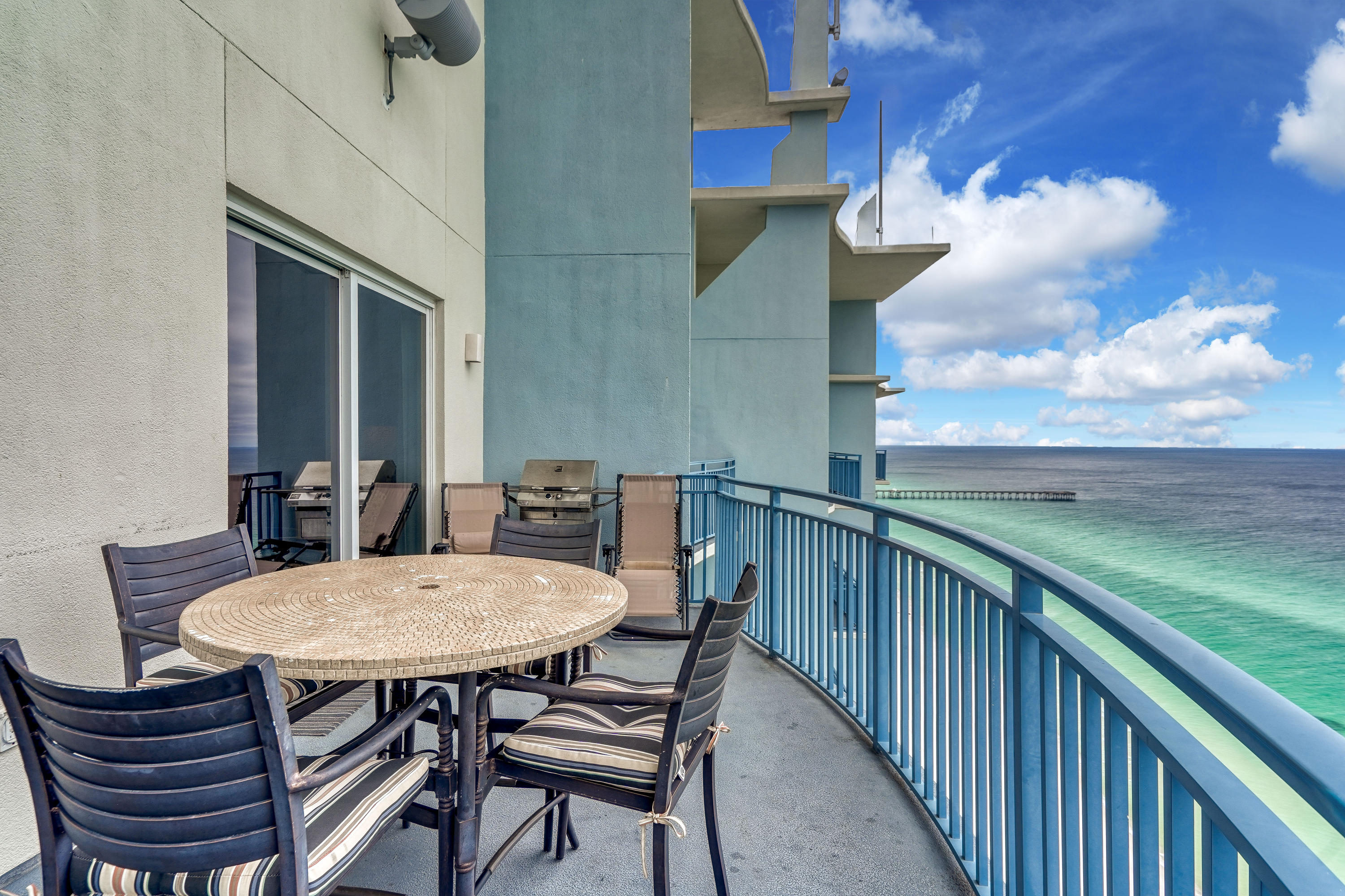 Sterling Breeze - Residential