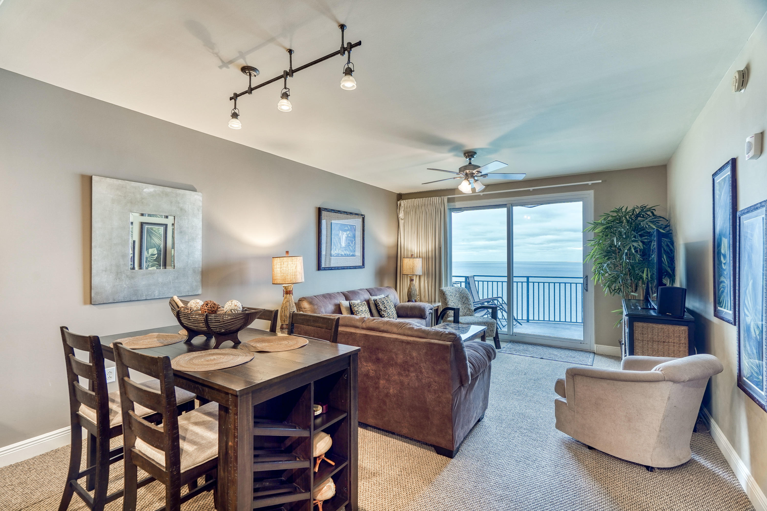Sterling Breeze - Residential