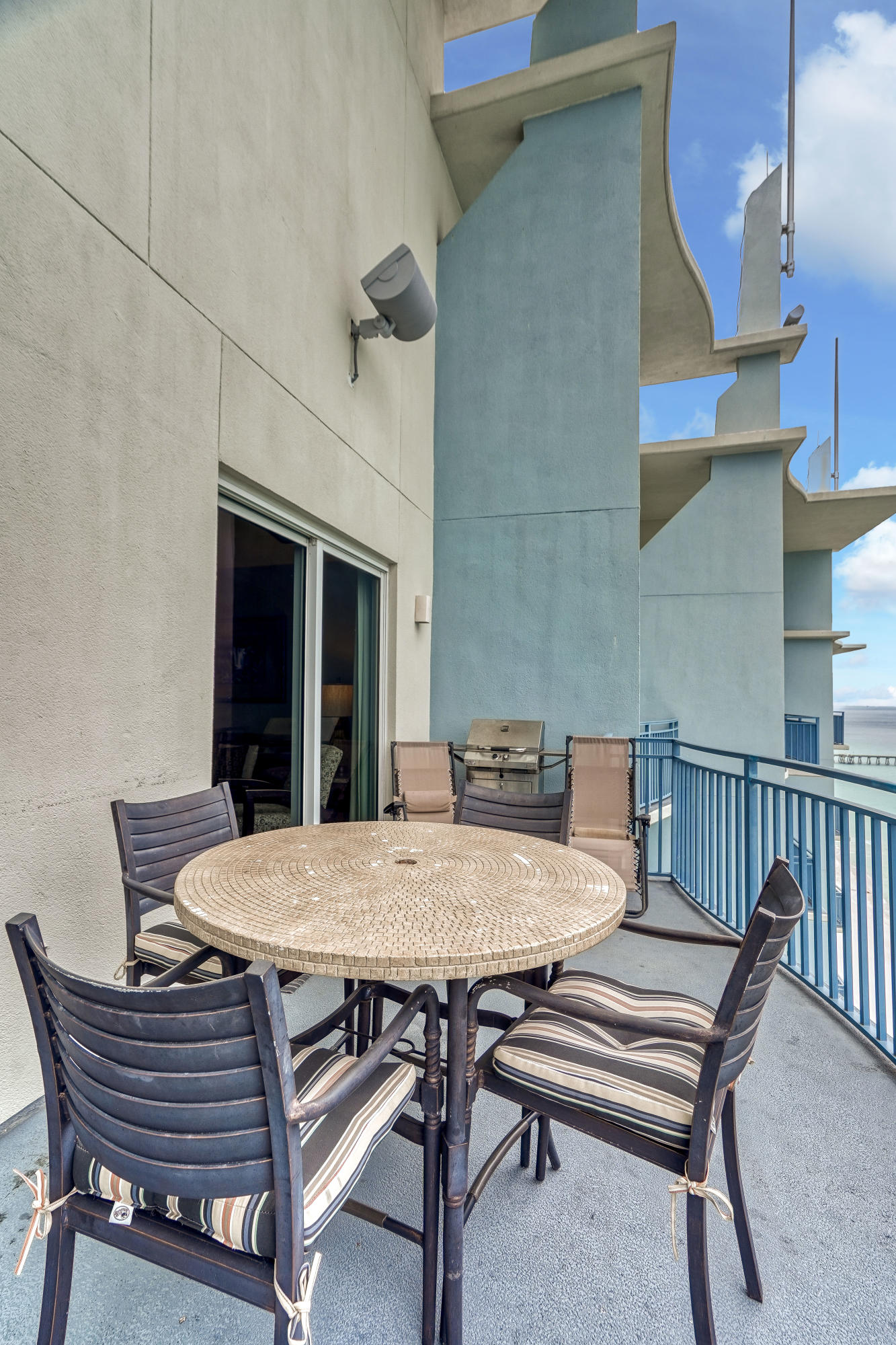 Sterling Breeze - Residential