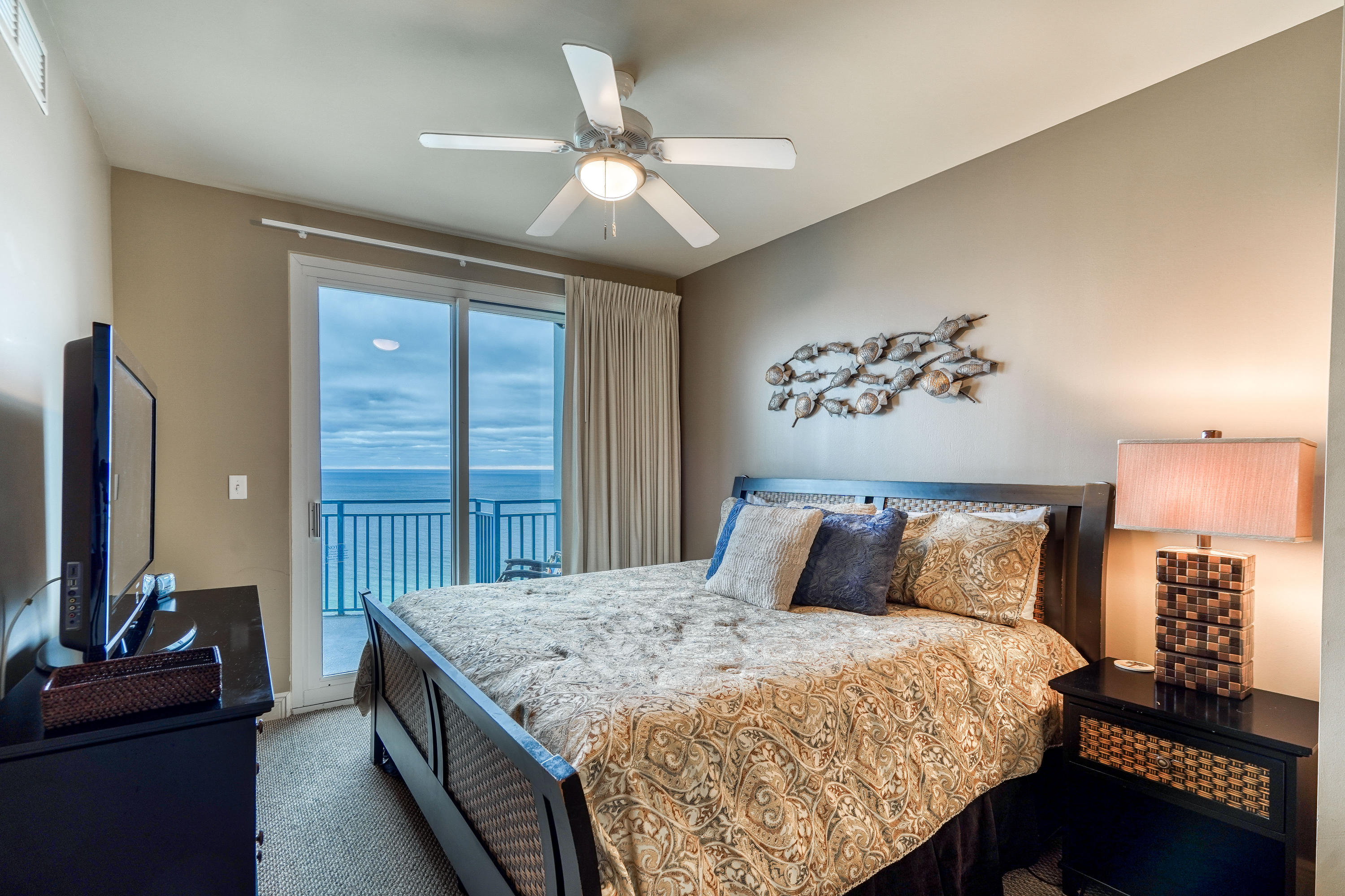 Sterling Breeze - Residential