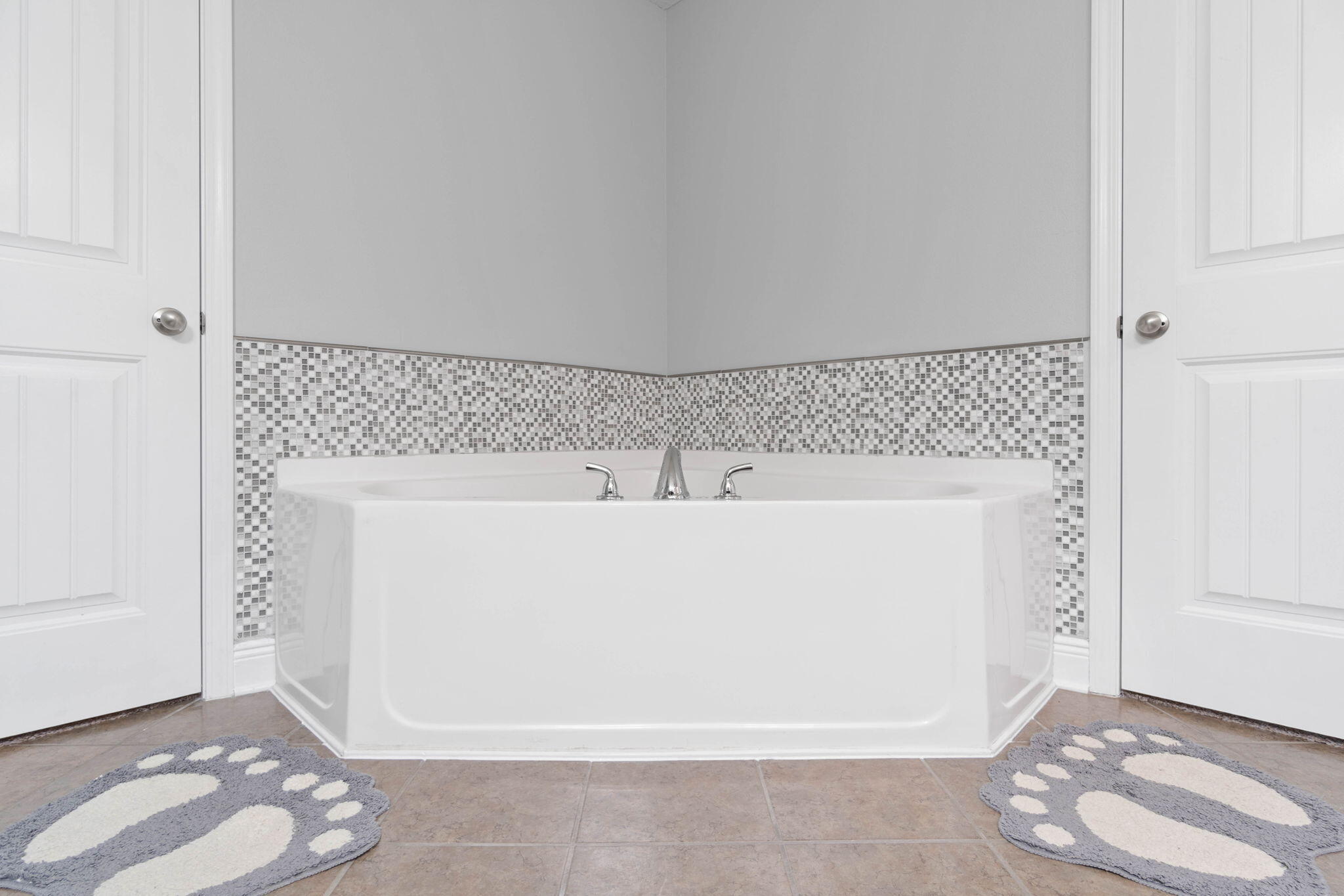 LAKE ARTHUR ESTATES - Residential