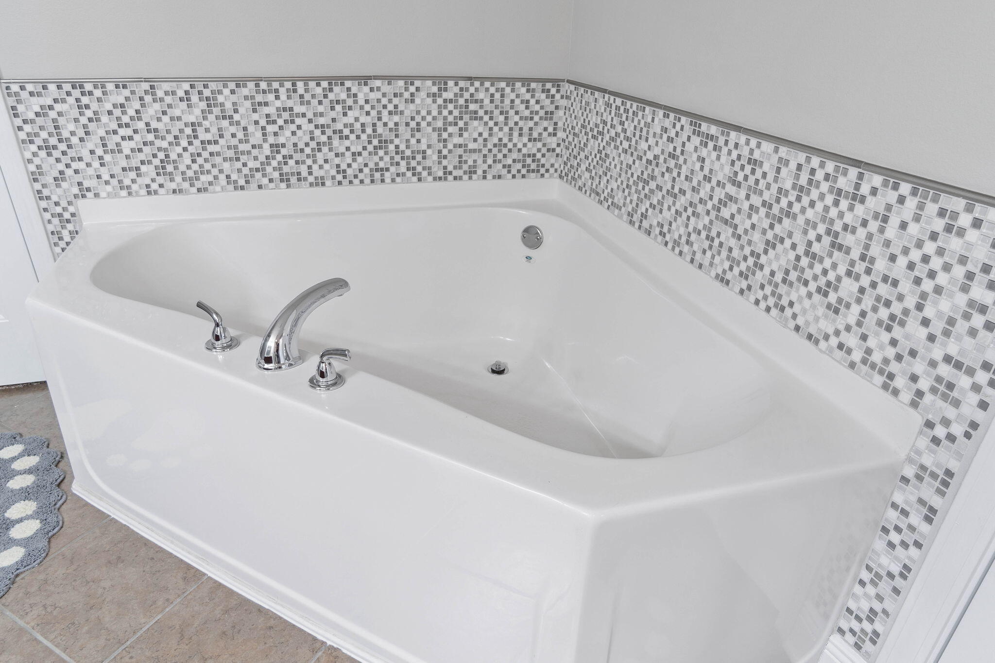 LAKE ARTHUR ESTATES - Residential