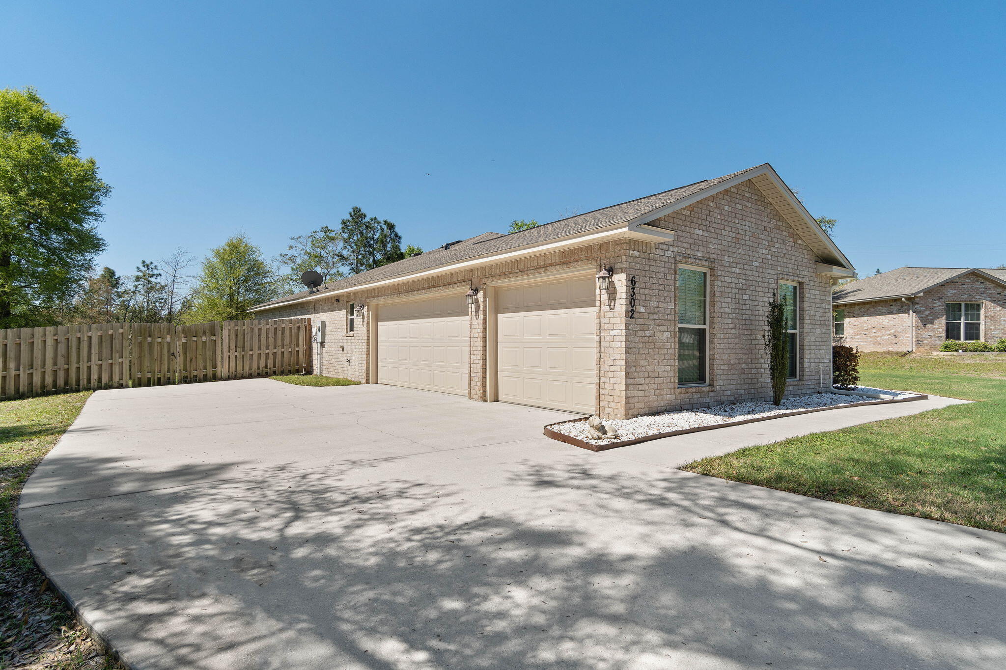 LAKE ARTHUR ESTATES - Residential