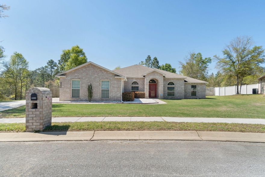 Built in 2016, this gorgeous home sits on a .77 acre lot within Lake Arthur Estates. This popular community is just minutes away from the Publix shopping plaza and offers fishing, basketball courts, a playground, and sidewalks. The home interior was recently painted and the floor plan offers a formal dining room, an office space, a living room, Florida room, and 4 generously sized bedrooms. Primary suite with tray ceiling, 2 walk-in closets, a relaxing garden tub, and separate recently upgraded CUSTOM TILE shower. The kitchen features GRANITE countertops, STAINLESS STEEL appliances with dual wall ovens, and a breakfast bar. This home comes complete with a screened-in covered porch, and a 3-car attached garage.