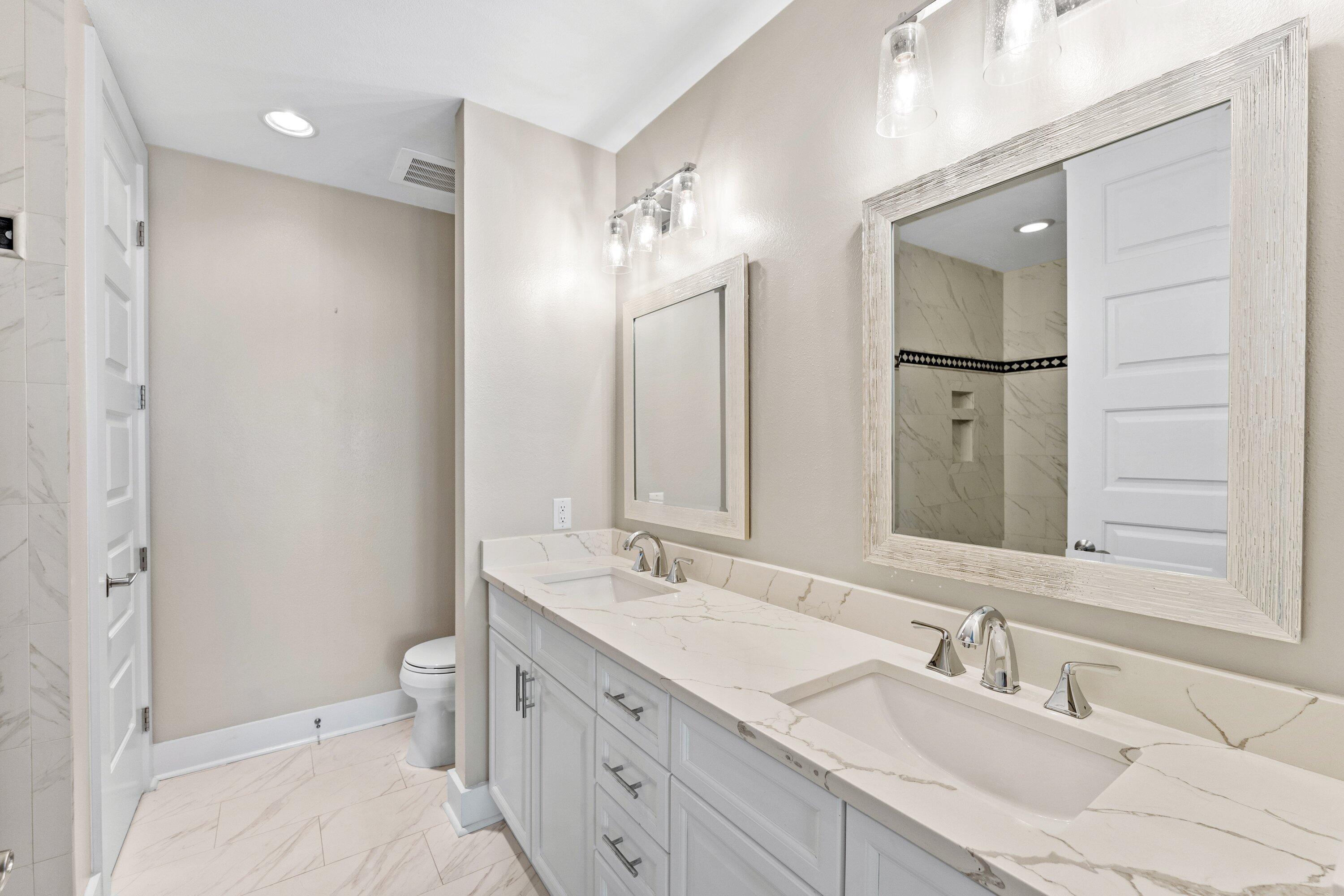 HARBOR LIGHTS - Residential