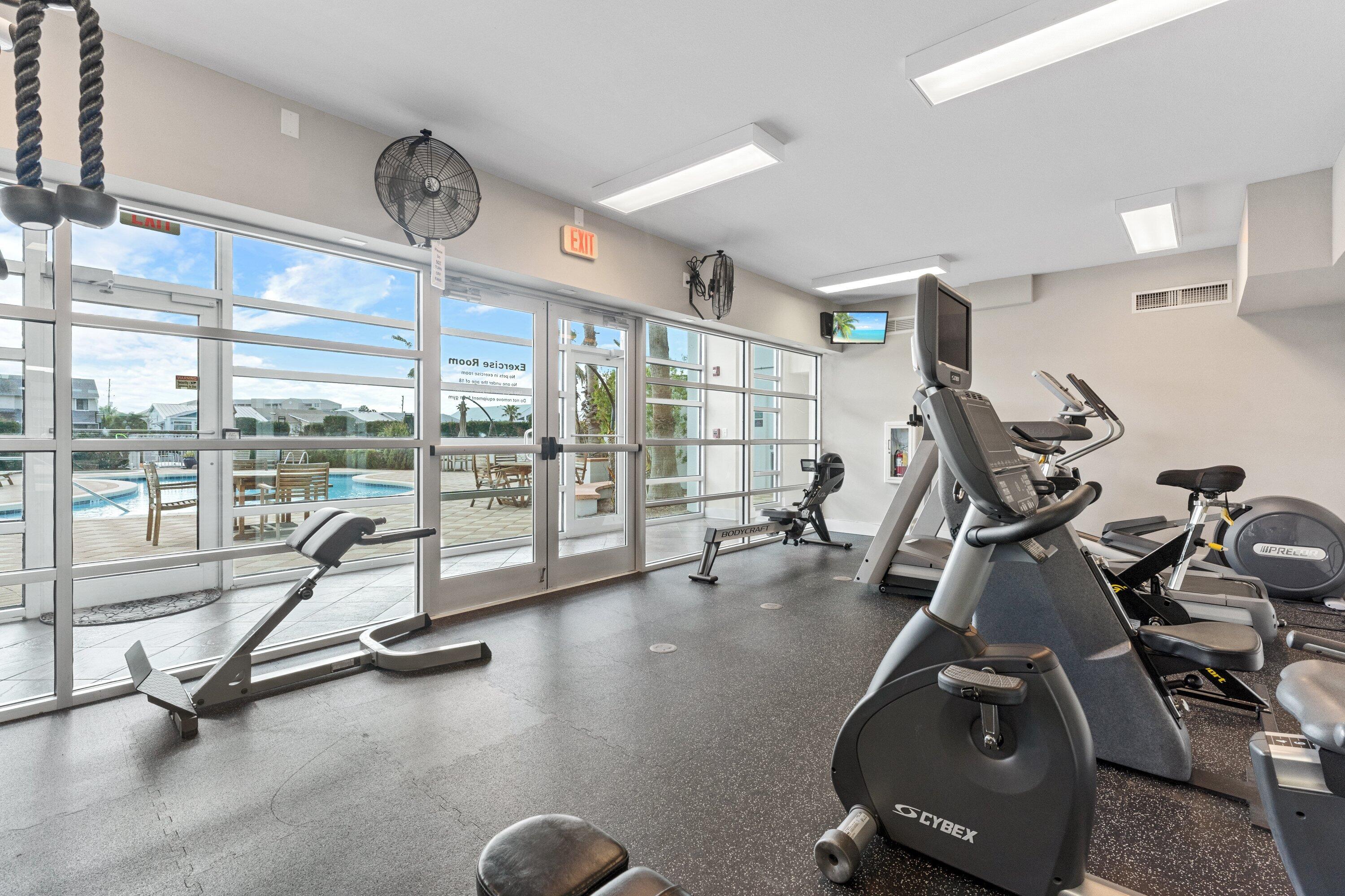 HARBOR LIGHTS - Residential