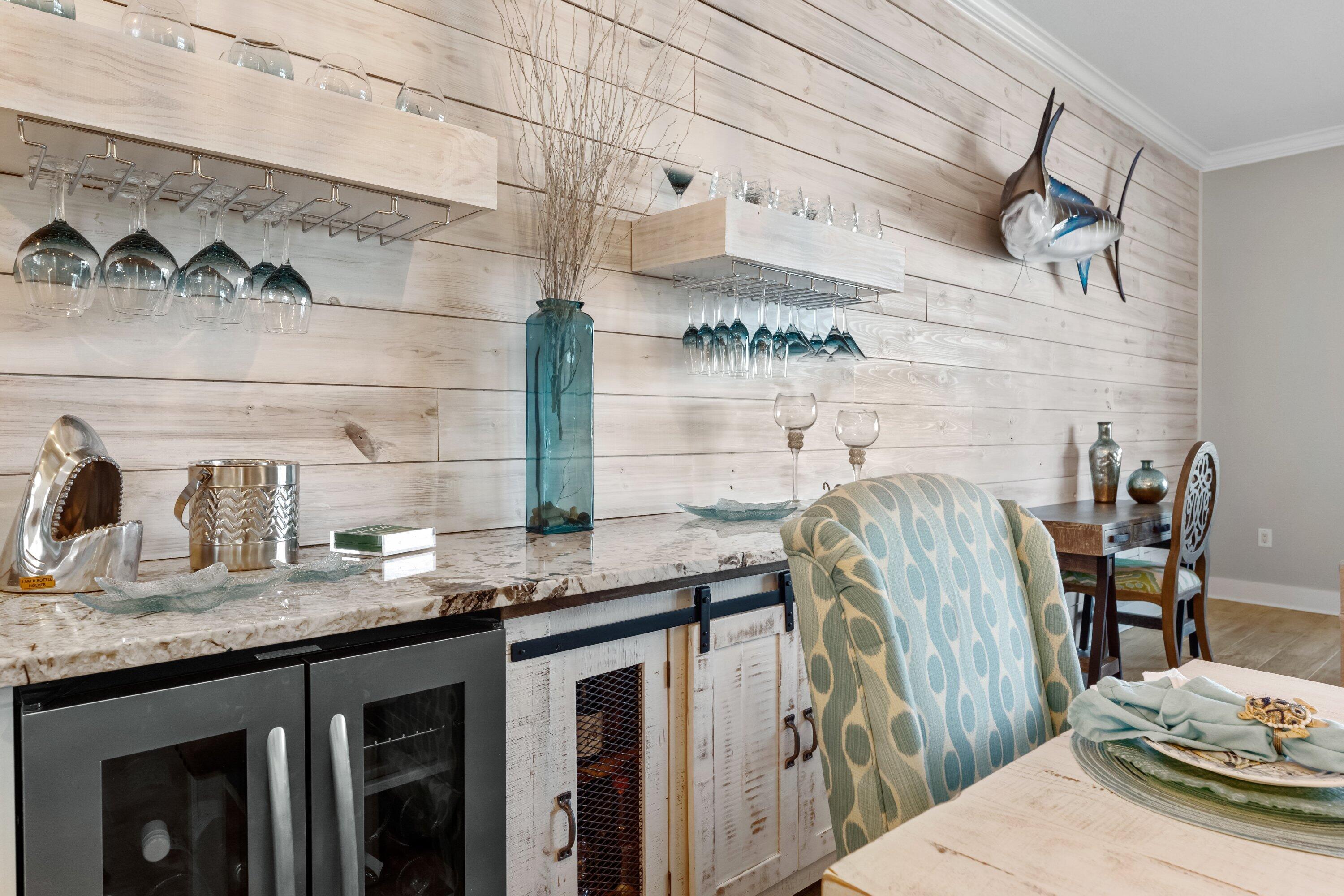 HARBOR LIGHTS - Residential