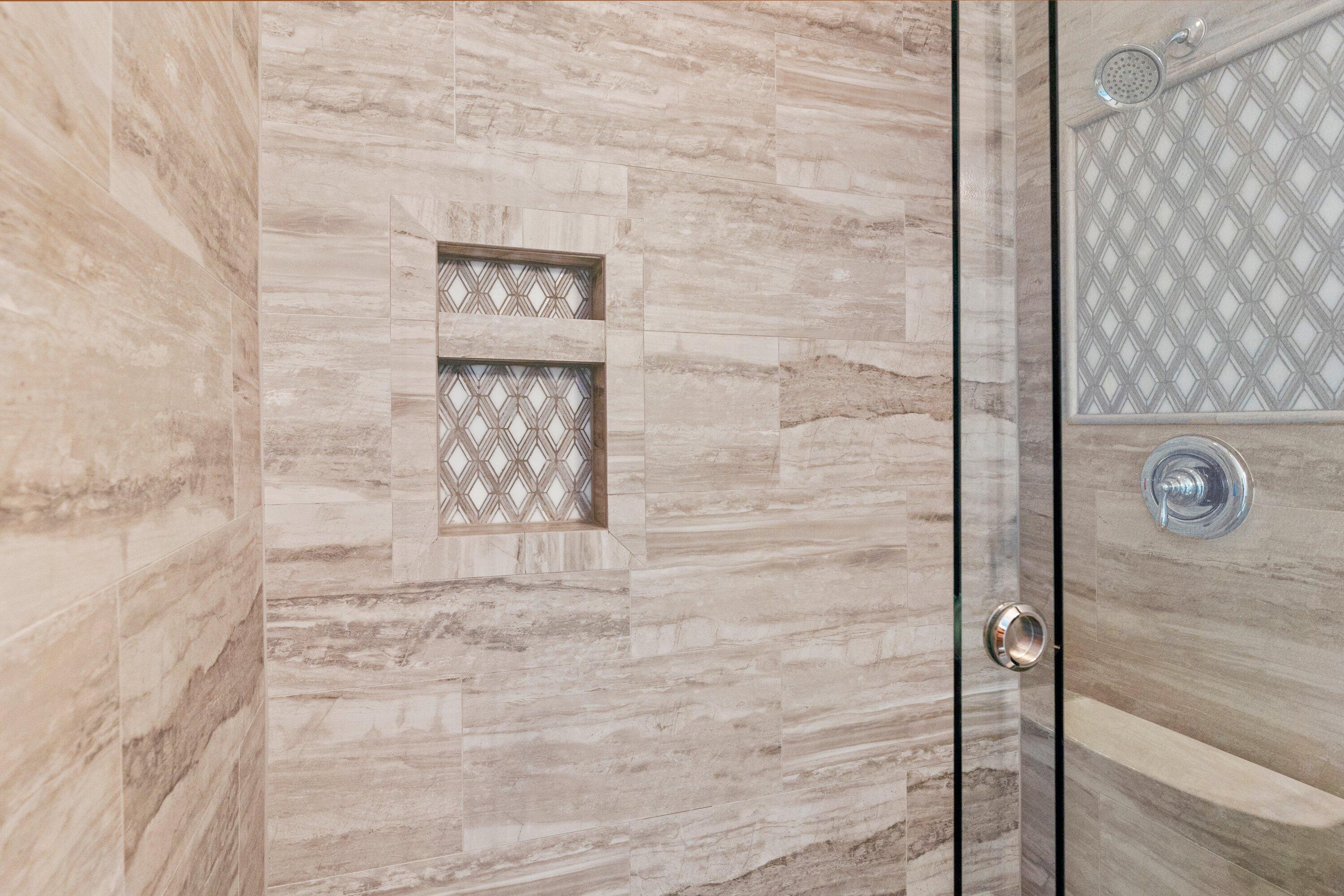 HARBOR LIGHTS - Residential