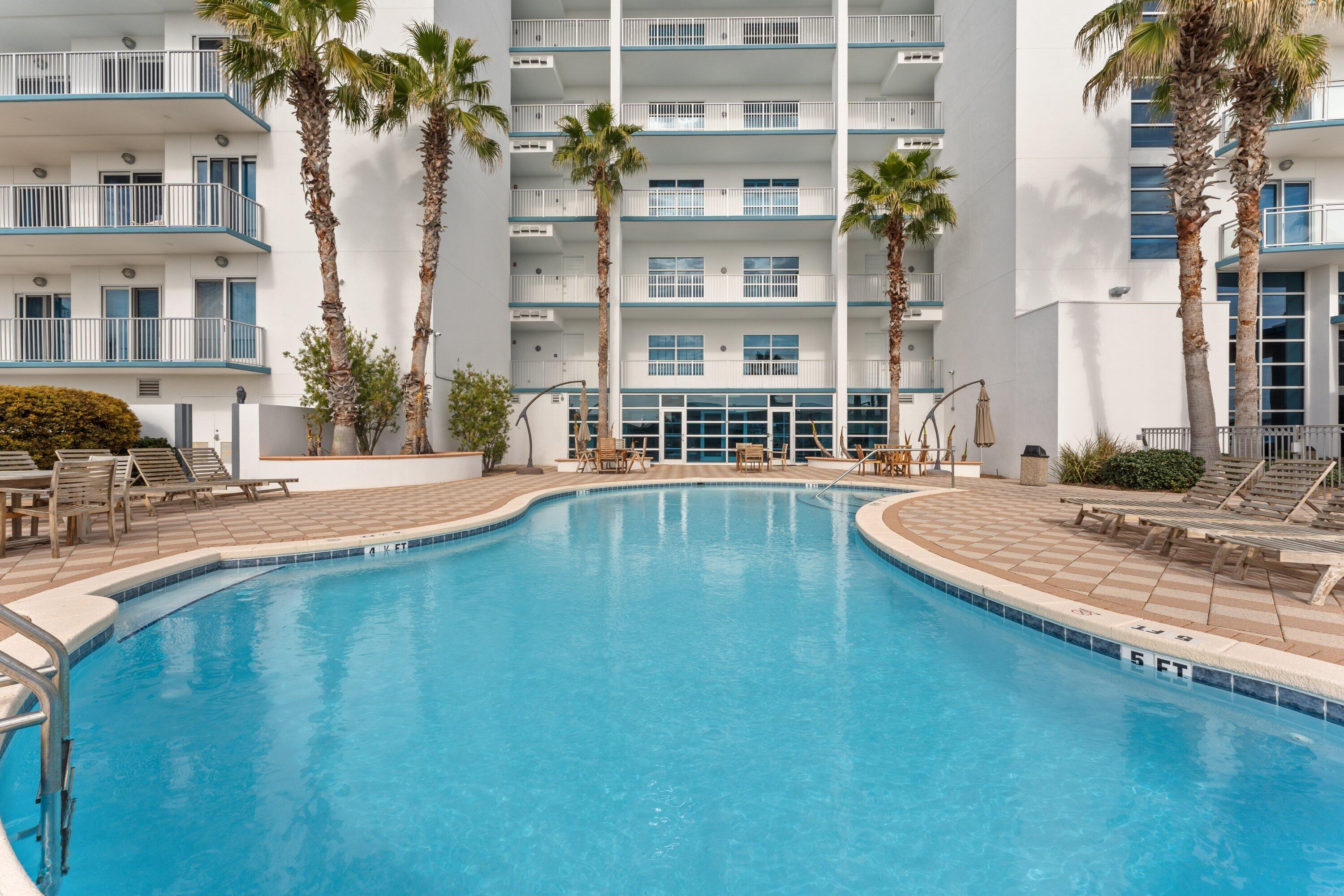 HARBOR LIGHTS - Residential