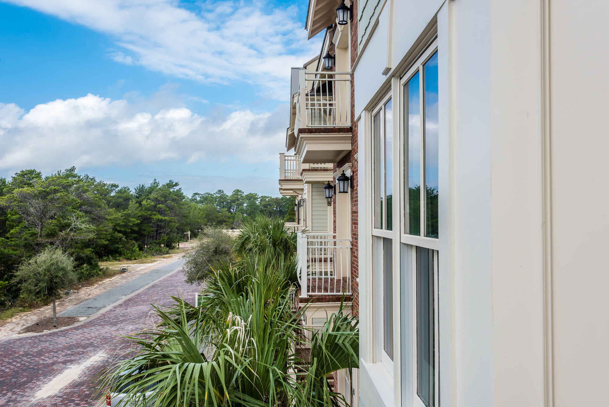 PROMINENCE/LUXURY TOWNHOMES - Residential