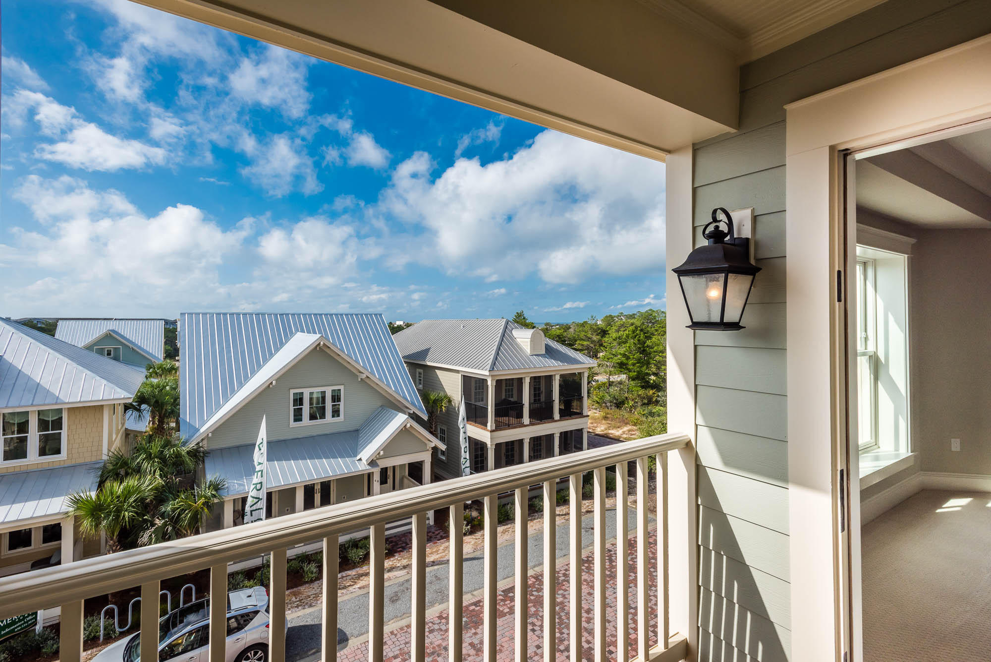 PROMINENCE/LUXURY TOWNHOMES - Residential