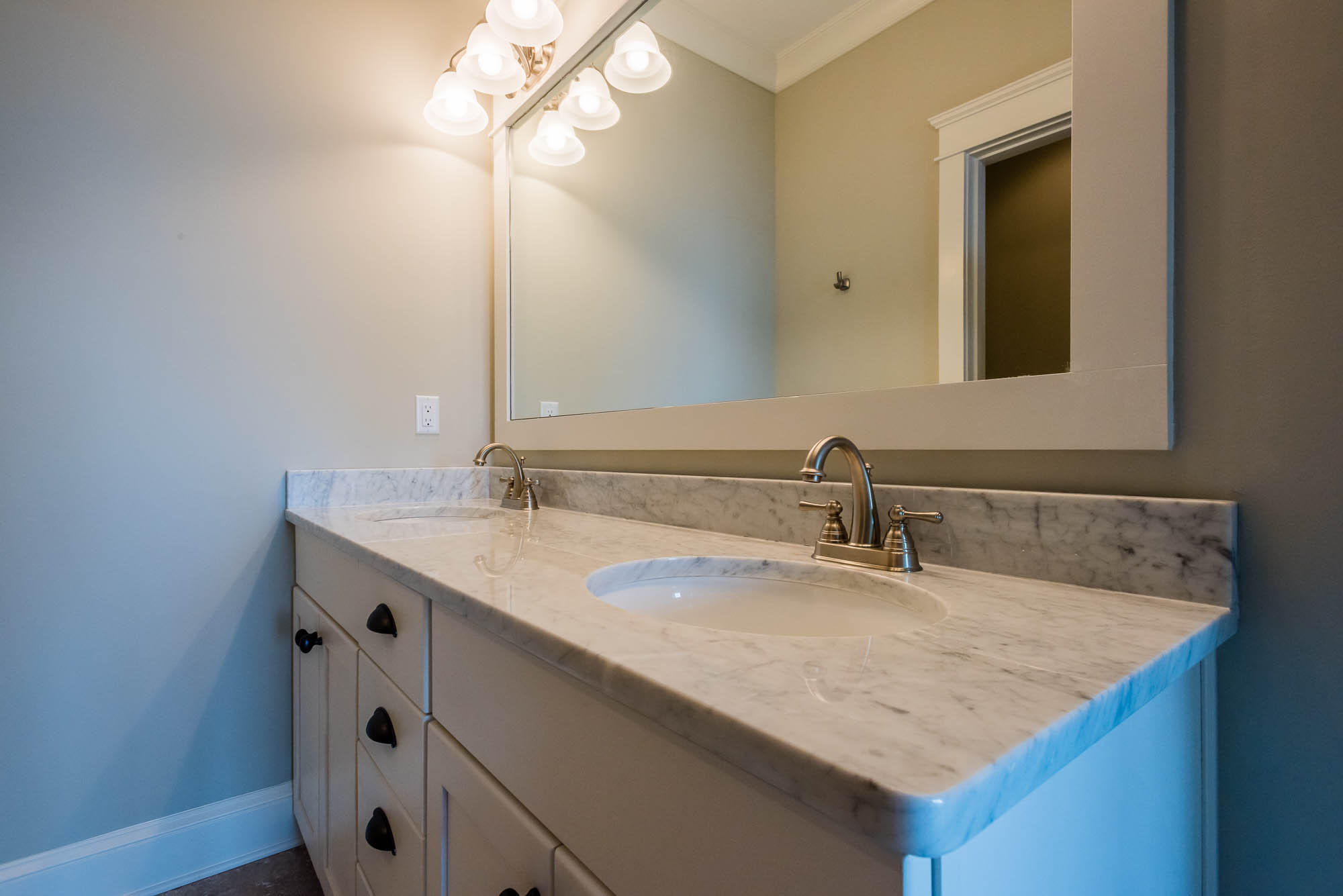 PROMINENCE/LUXURY TOWNHOMES - Residential